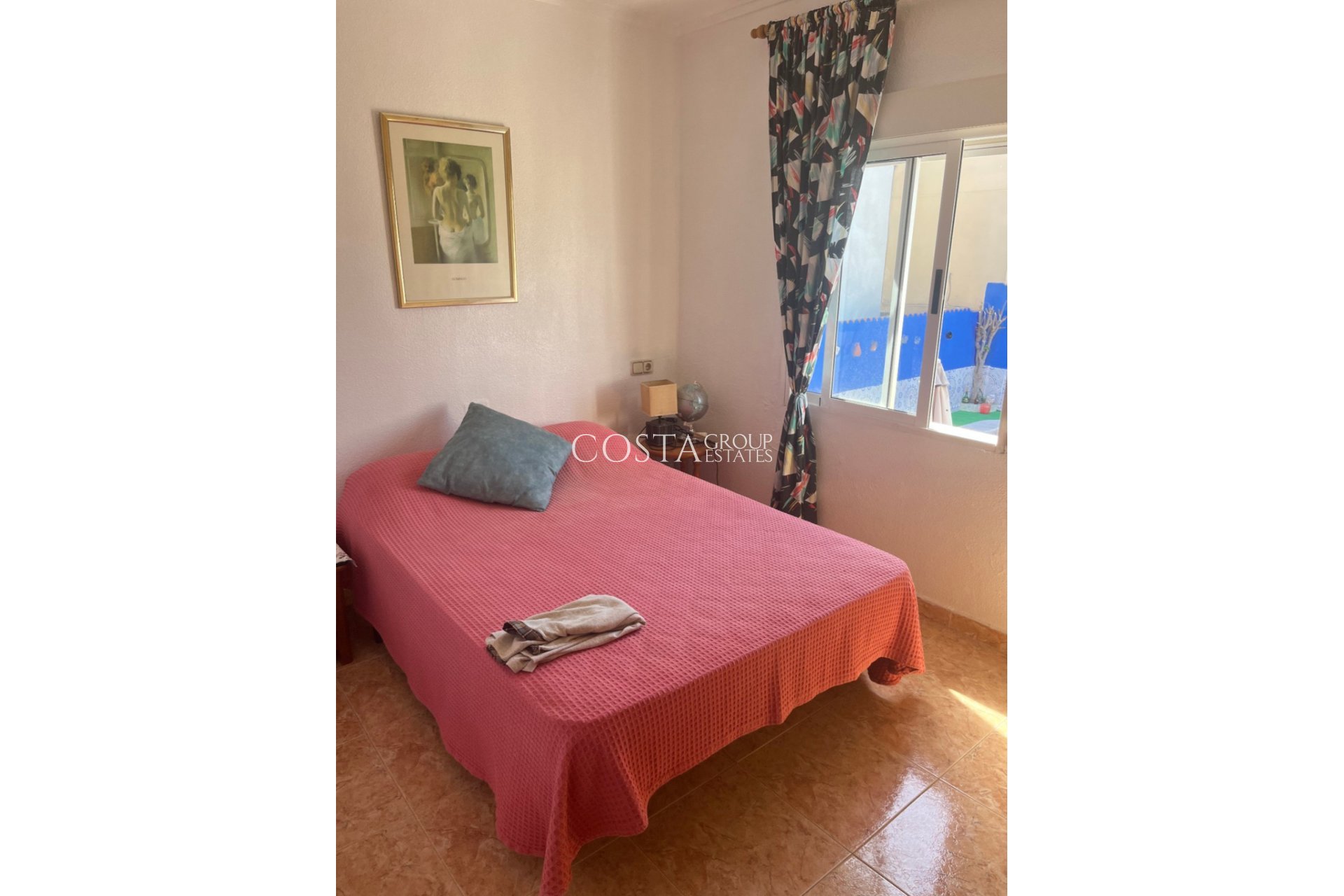 Herverkoop - Villa -
Orihuela - Punta Prima
