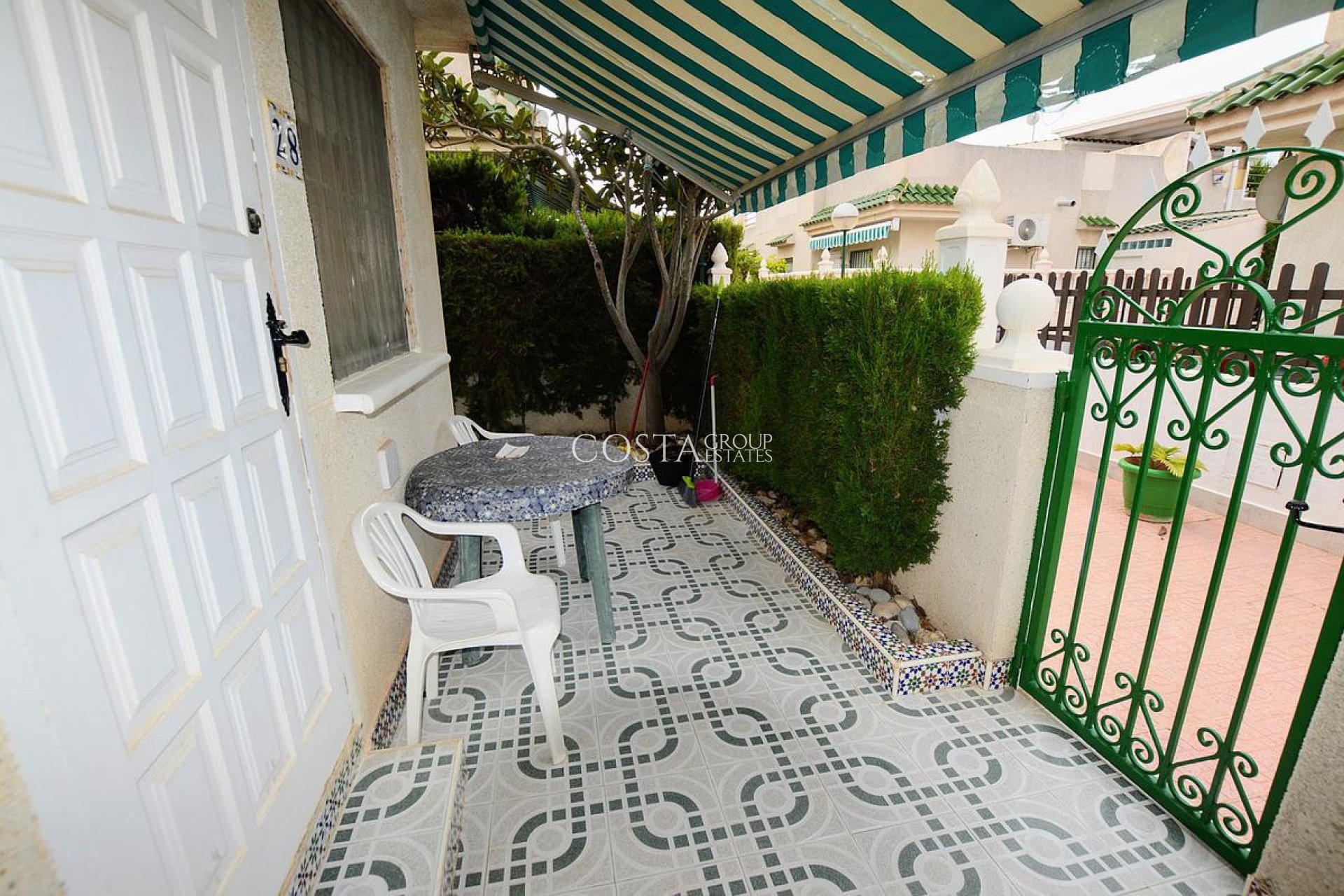 Herverkoop - Villa -
Orihuela - Punta Prima