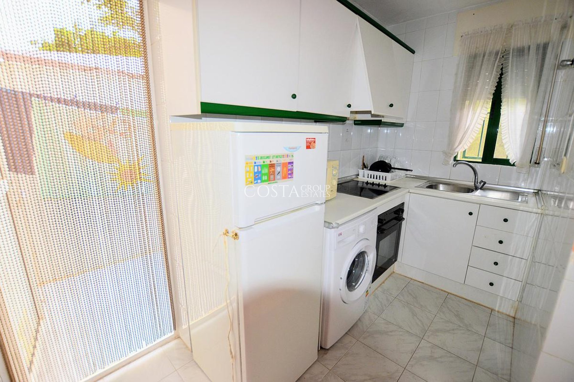 Herverkoop - Villa -
Orihuela - Punta Prima