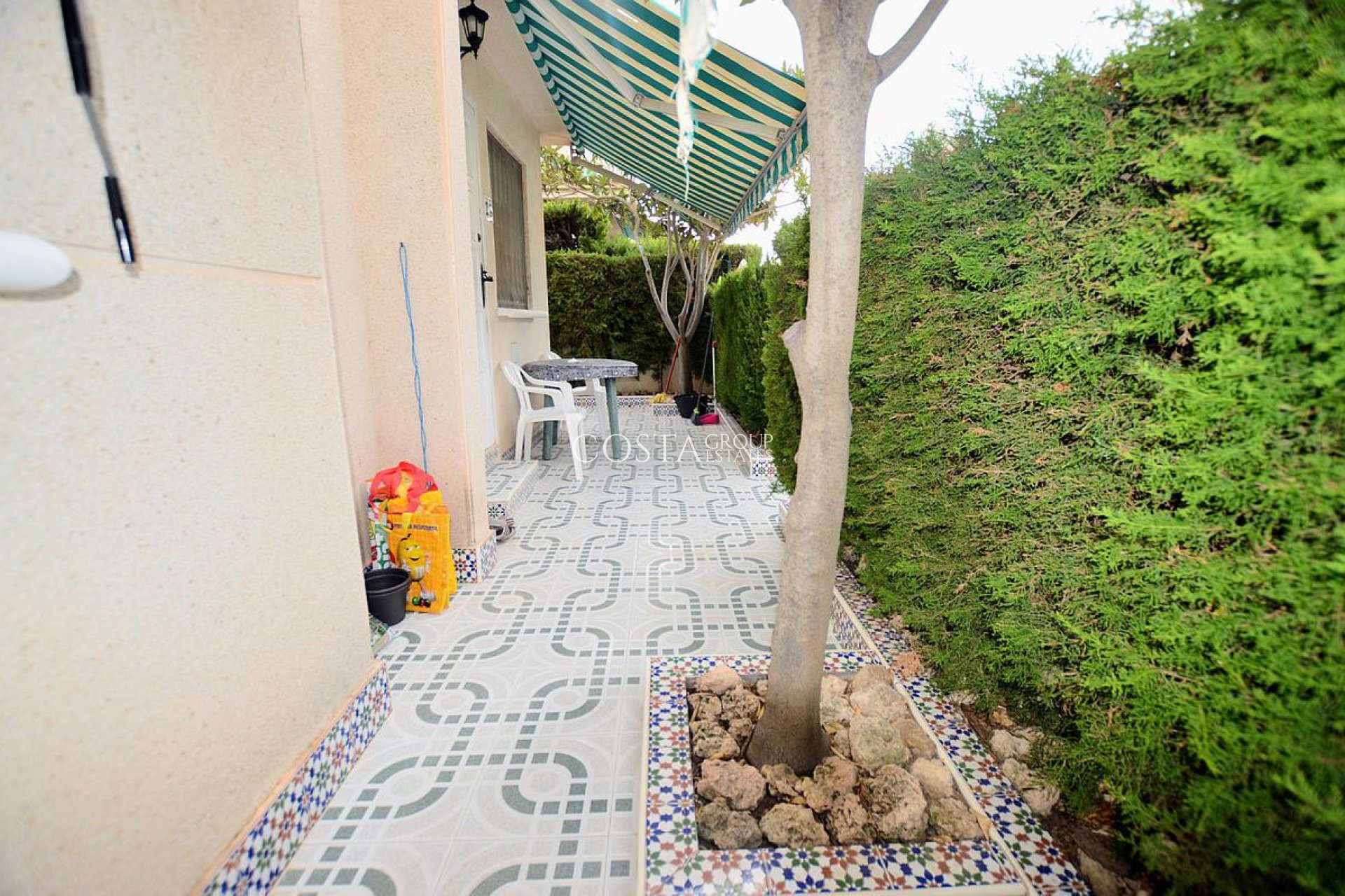 Herverkoop - Villa -
Orihuela - Punta Prima