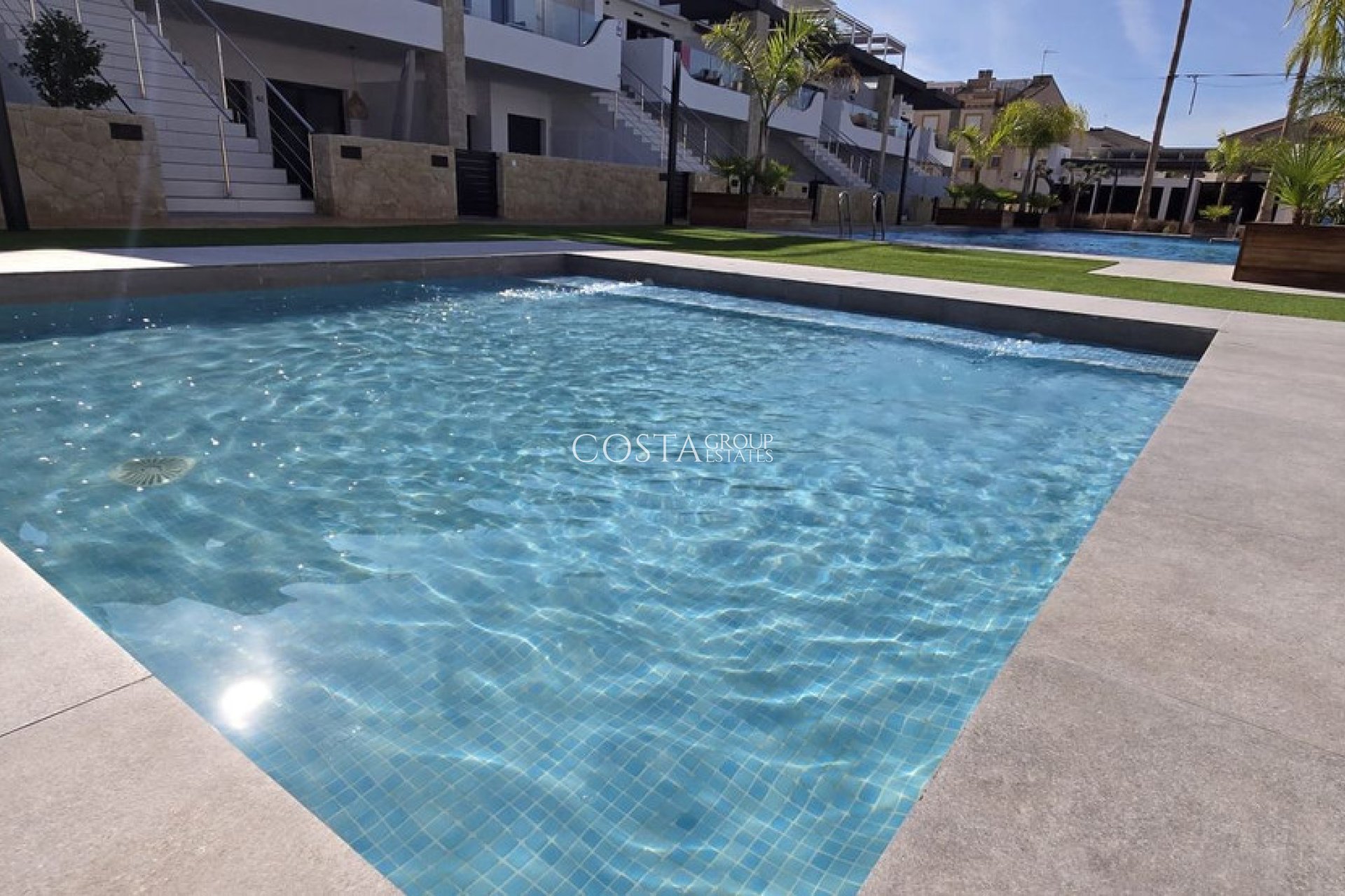 Herverkoop - Villa -
Orihuela - Punta Prima