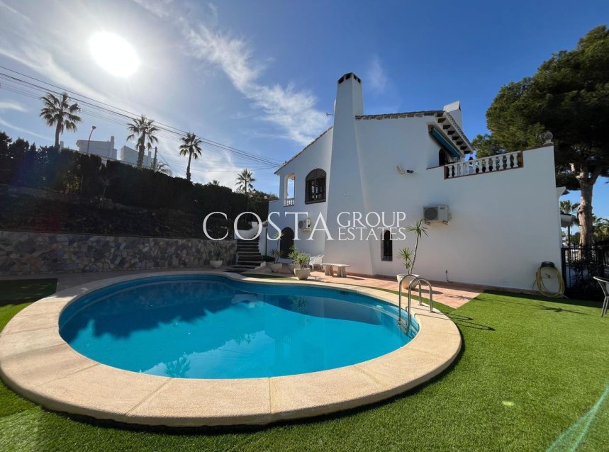 Herverkoop - Villa -
Orihuela - Villamartin