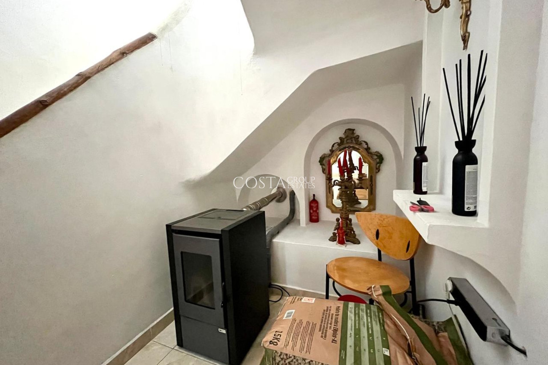 Herverkoop - Villa -
Orihuela - Villamartin