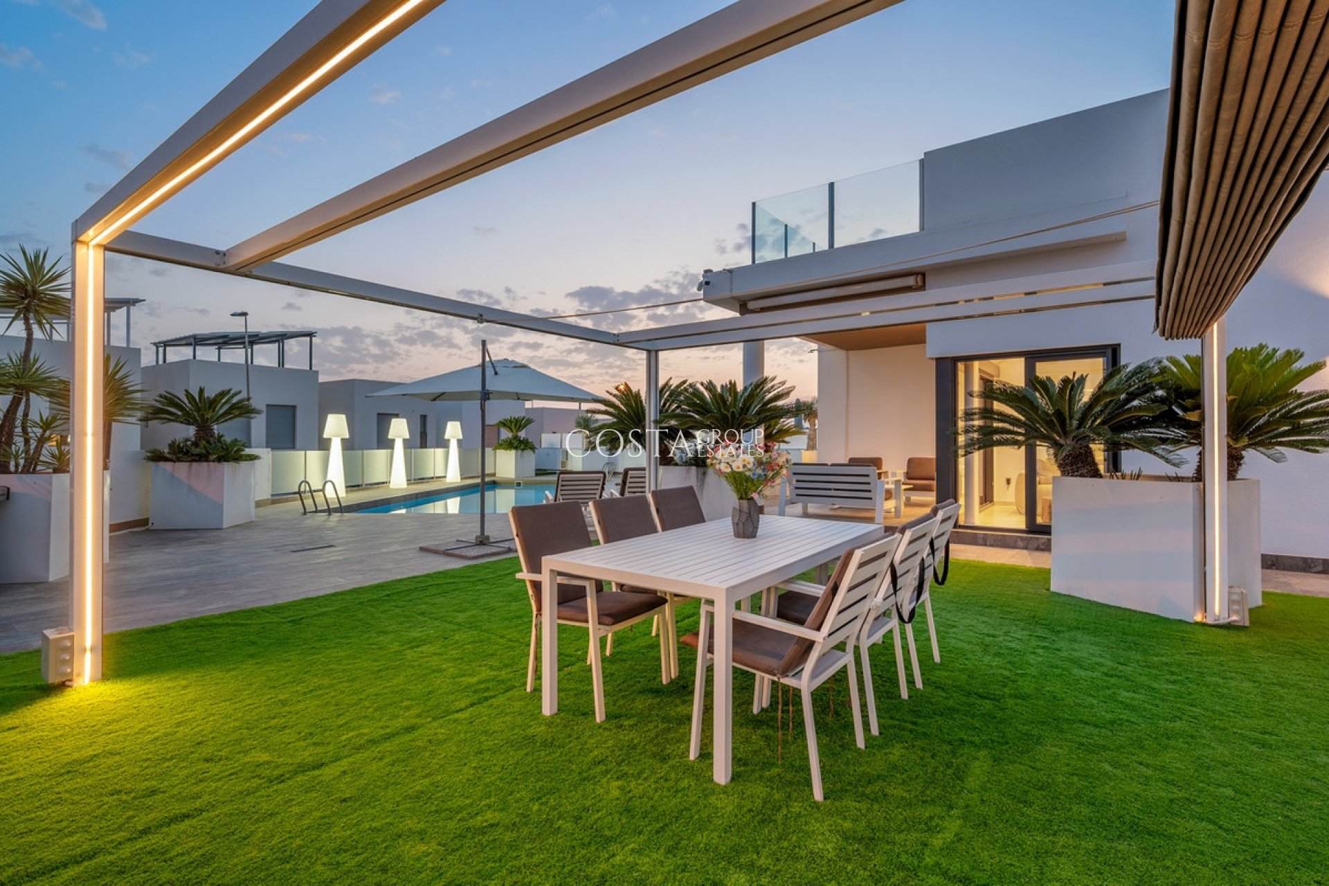 Herverkoop - Villa -
Orihuela - Villamartin