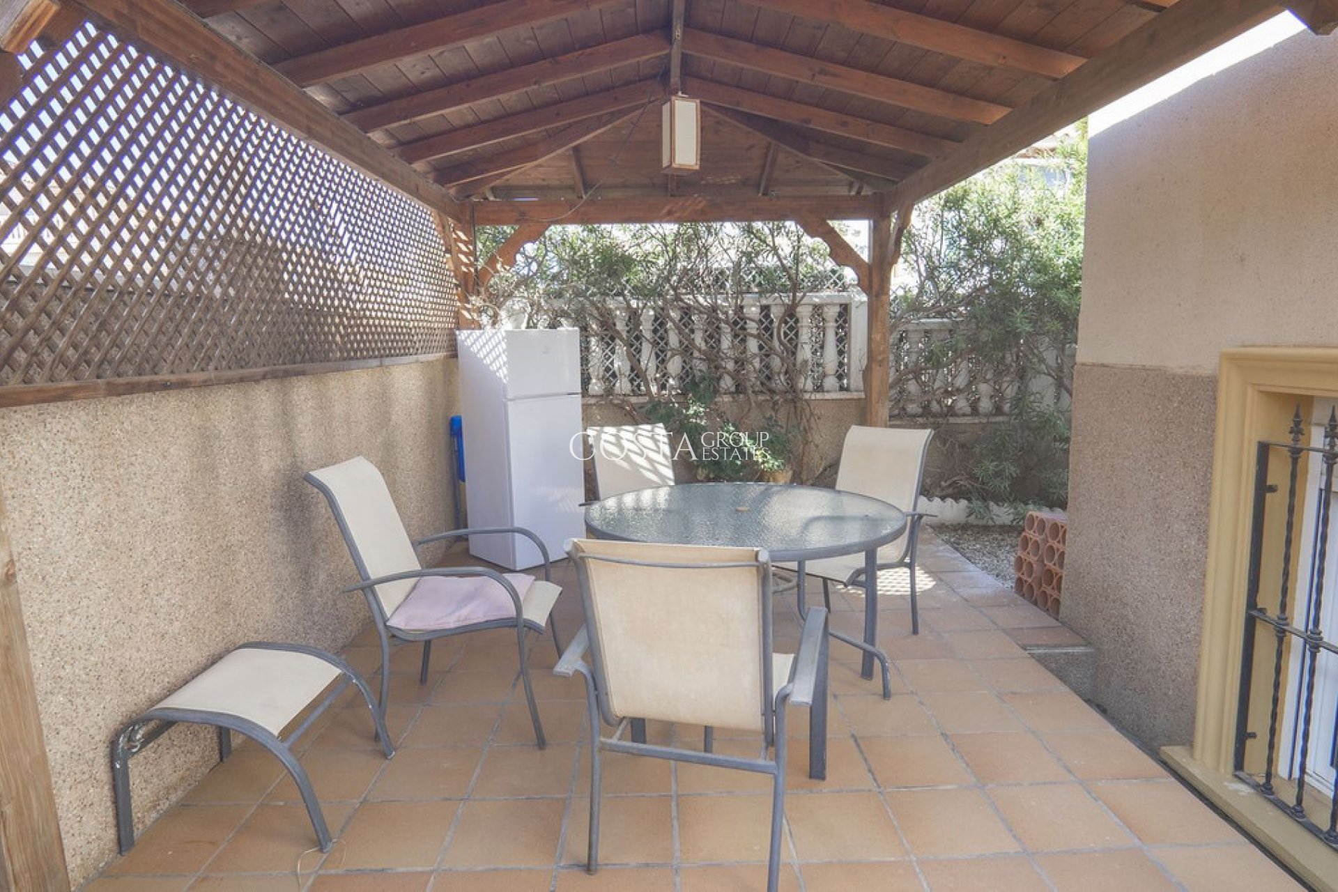Herverkoop - Villa -
Orihuela - Villamartin