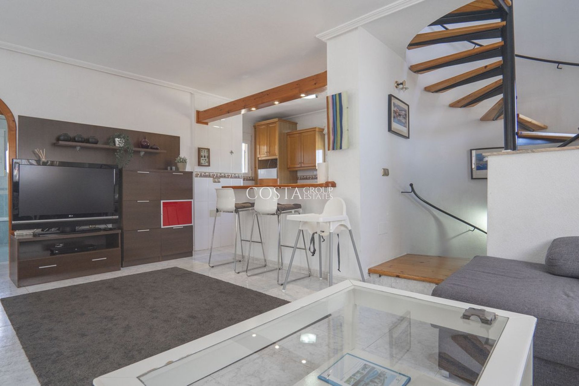 Herverkoop - Villa -
Orihuela - Villamartin