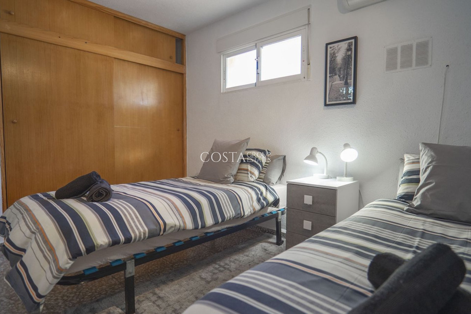 Herverkoop - Villa -
Orihuela - Villamartin