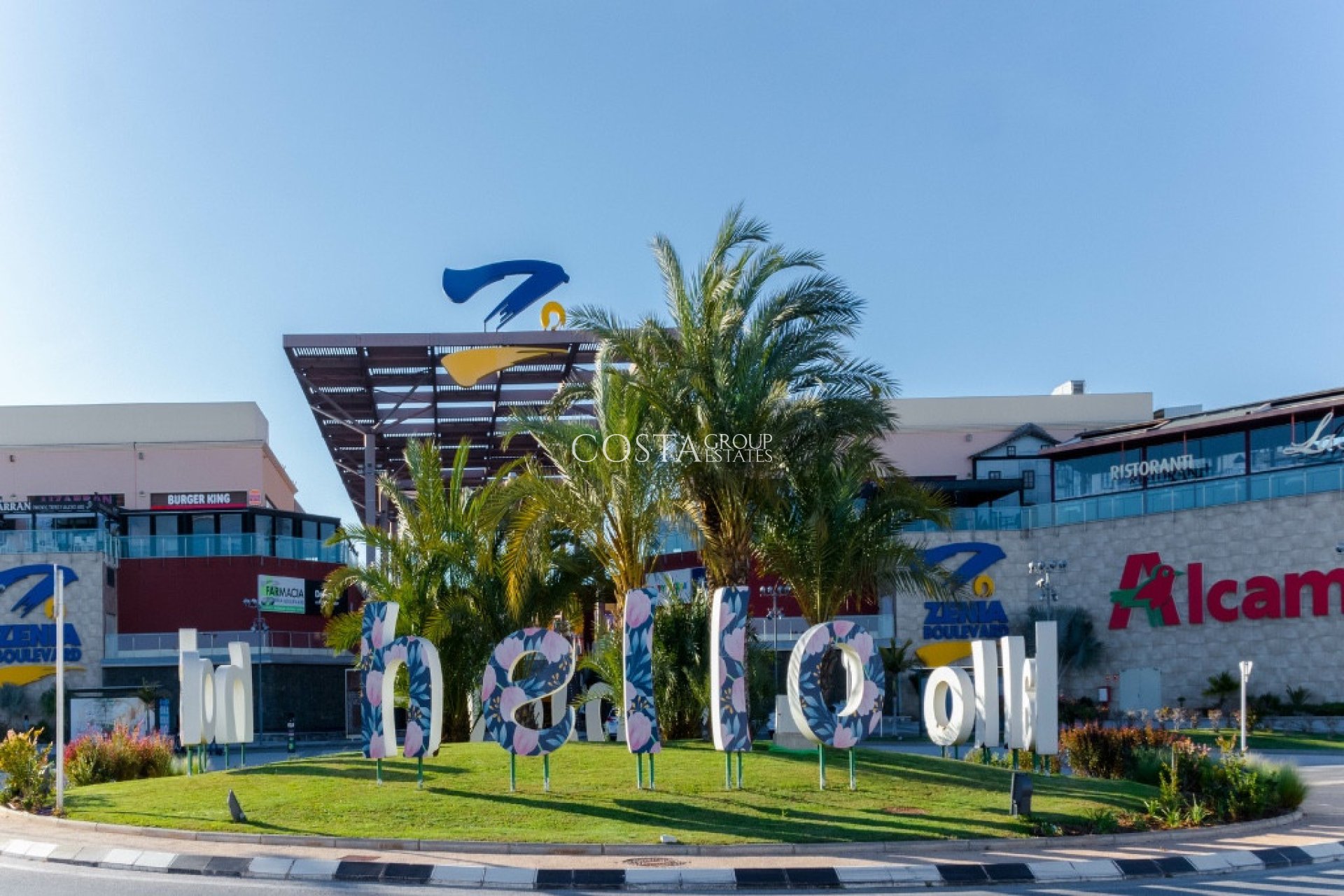 Herverkoop - Villa -
Orihuela - Villamartin
