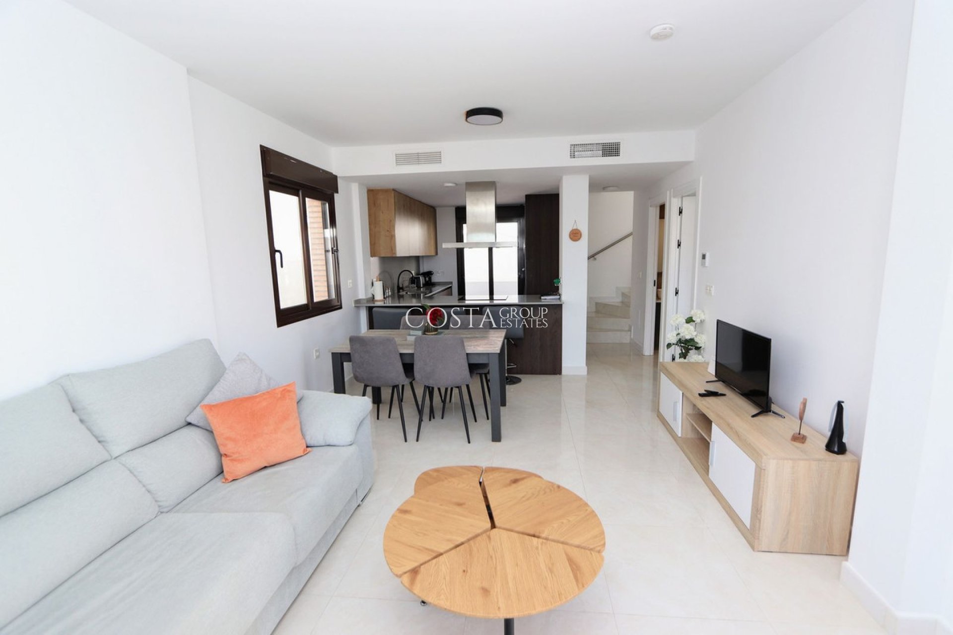 Herverkoop - Villa -
Orihuela - Villamartin