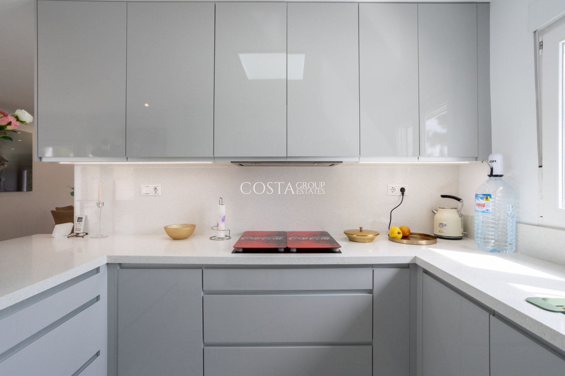 Herverkoop - Villa -
Orihuela - Villamartin