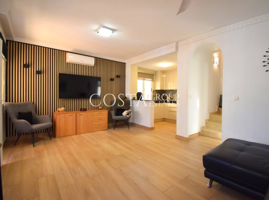 Herverkoop - Villa -
Orihuela - Villamartin