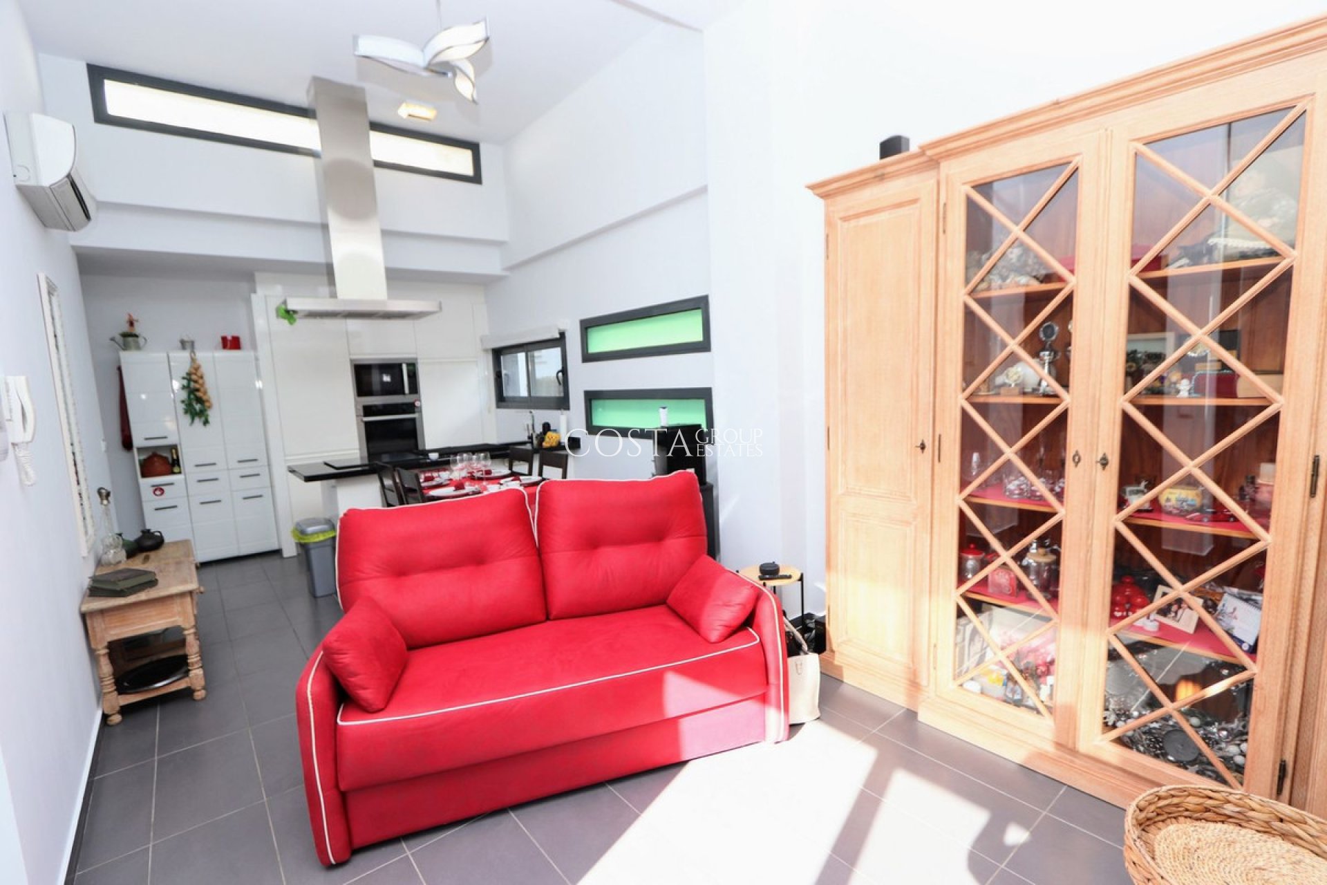 Herverkoop - Villa -
Orihuela - Villamartin