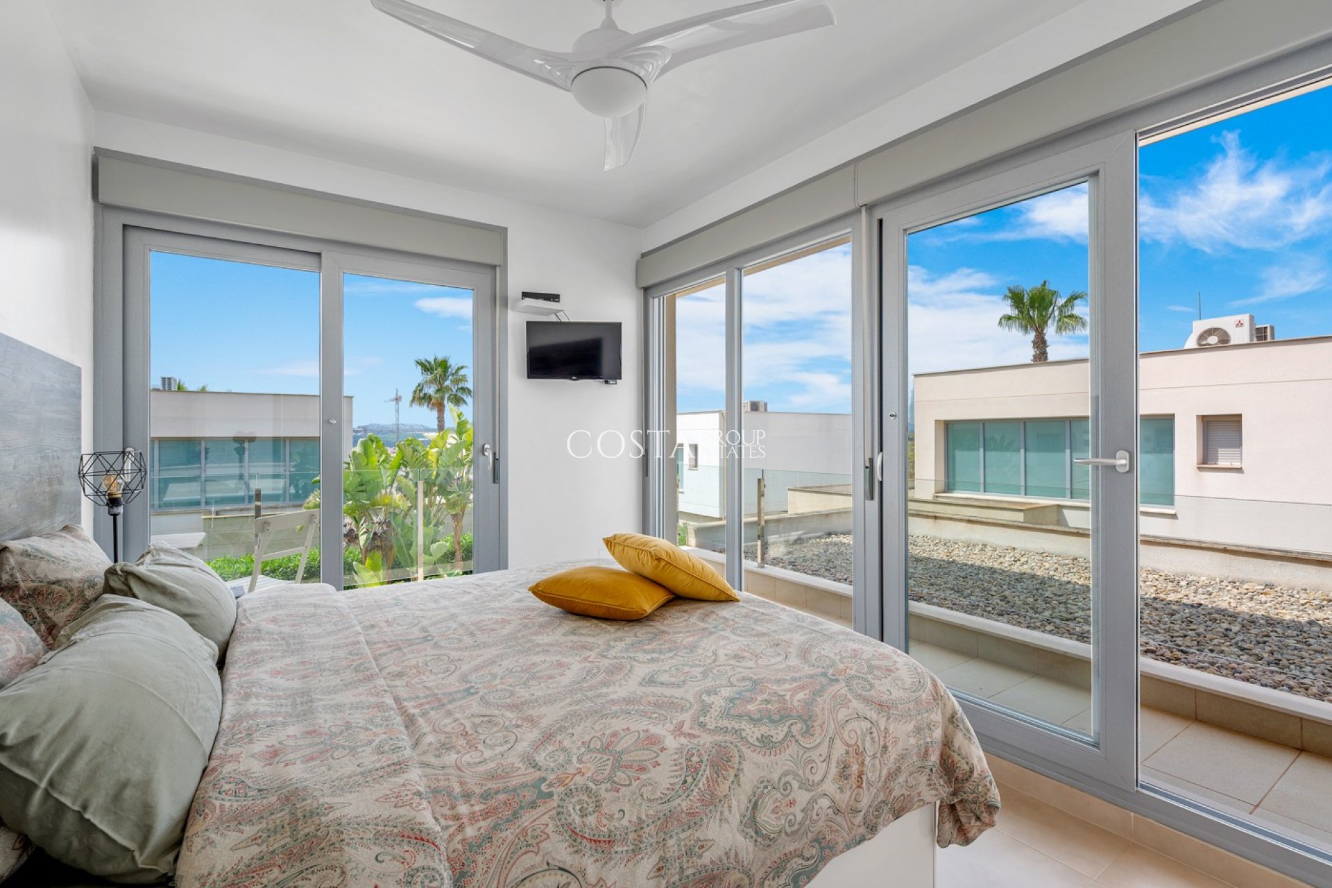 Herverkoop - Villa -
Orihuela - Vistabella Golf