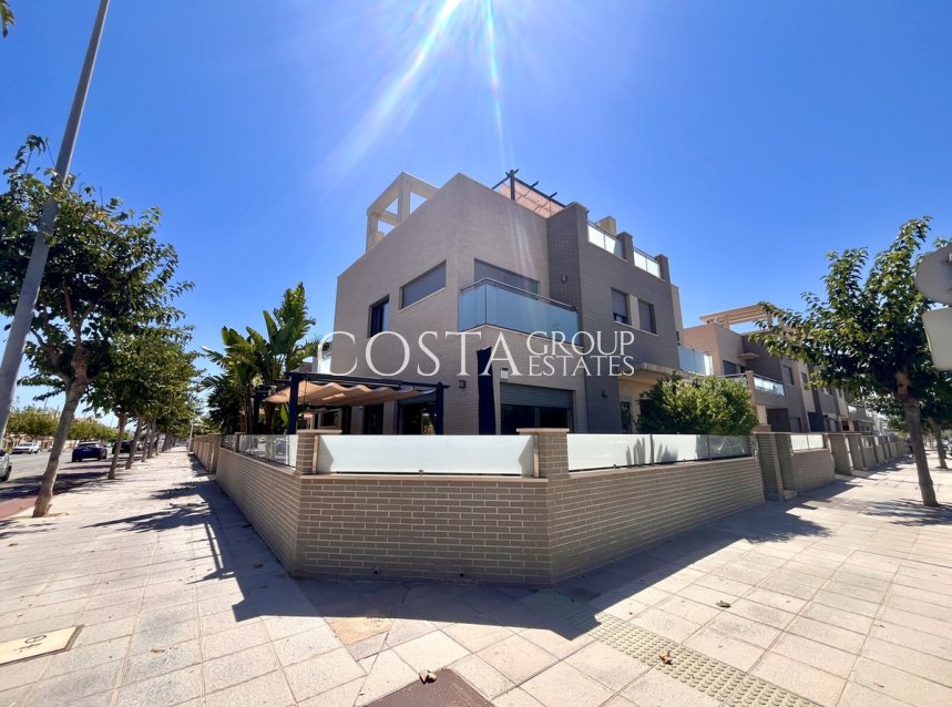 Herverkoop - Villa -
Pilar de la Horadada - Torre De La Horadada