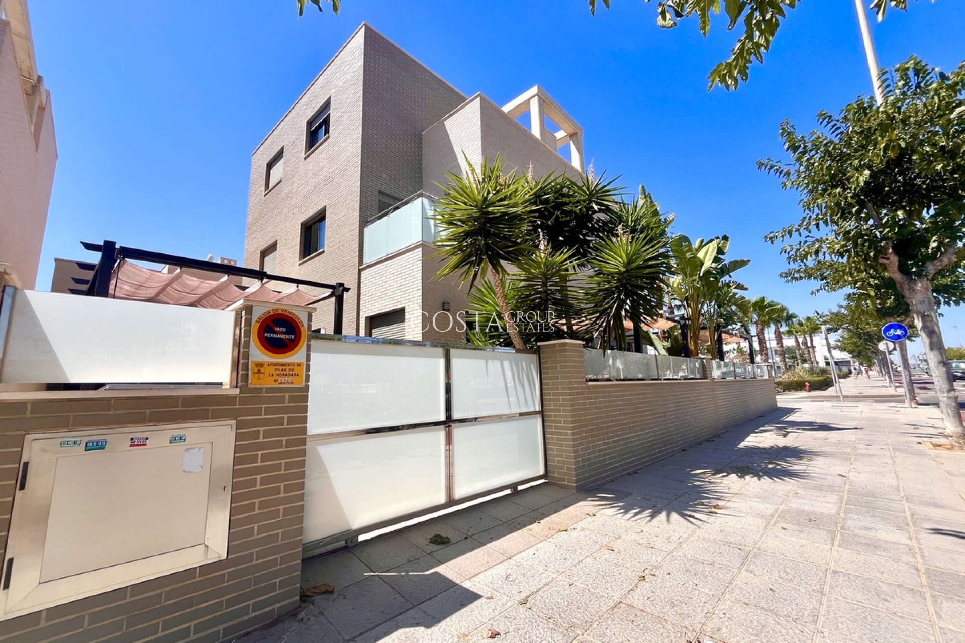 Herverkoop - Villa -
Pilar de la Horadada - Torre De La Horadada
