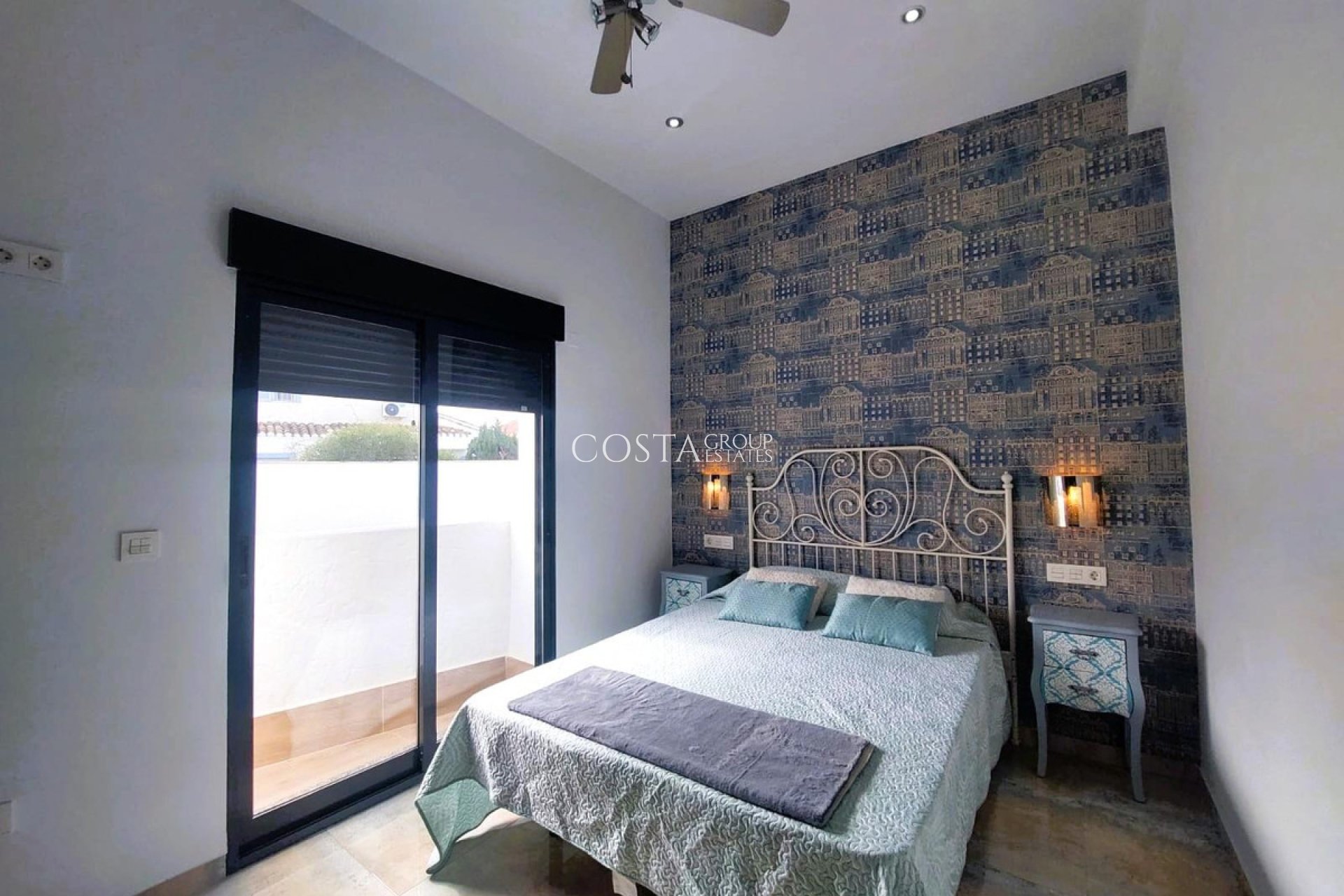 Herverkoop - Villa -
Pilar de la Horadada - Torre De La Horadada