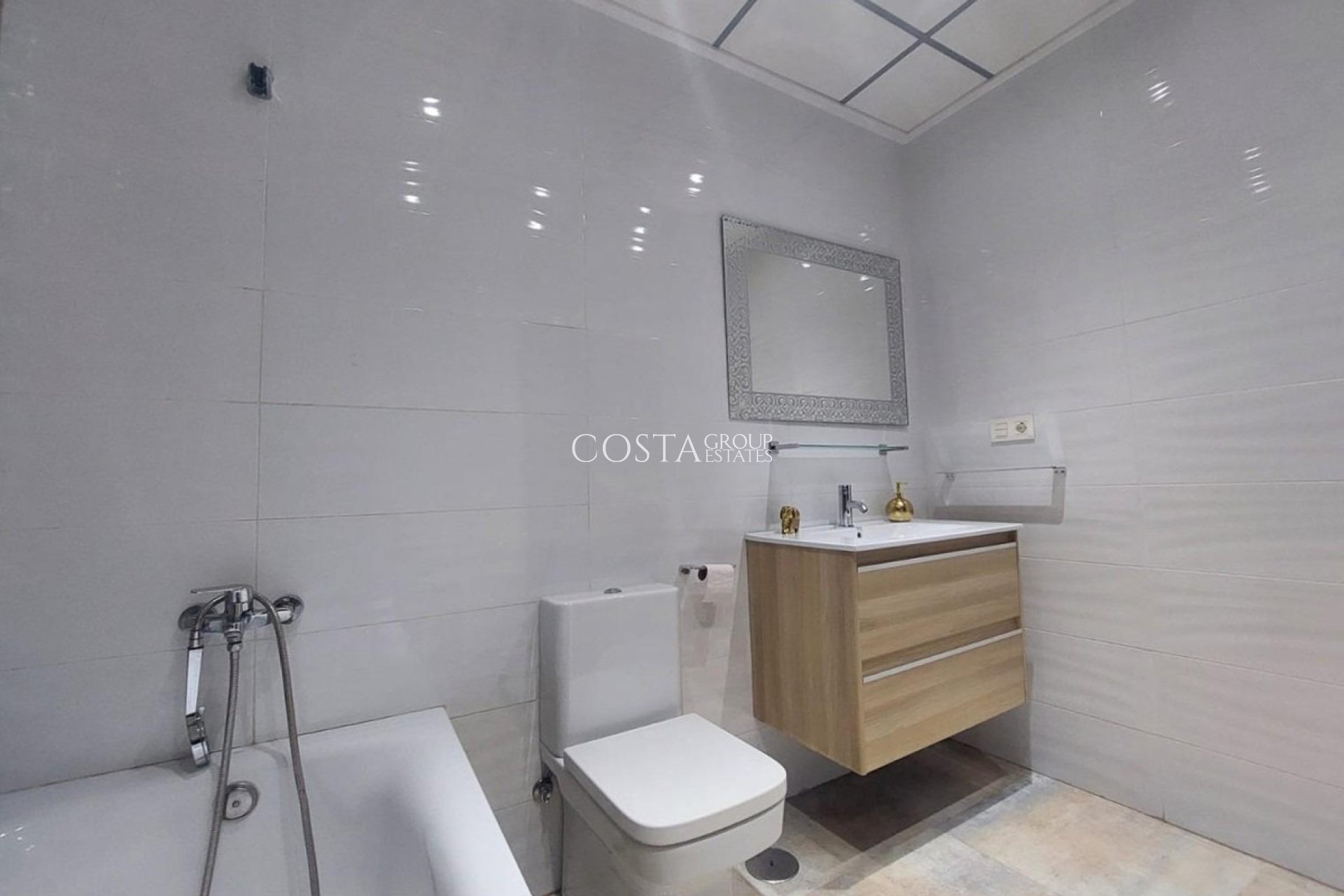 Herverkoop - Villa -
Pilar de la Horadada - Torre De La Horadada