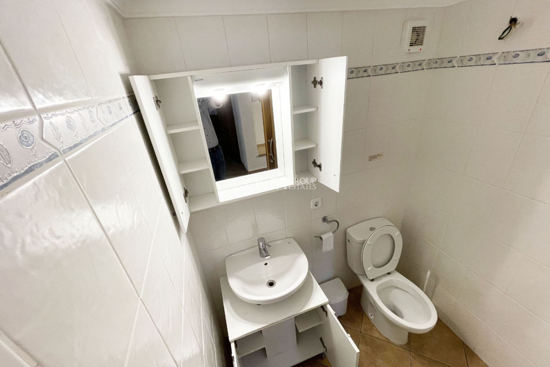 Herverkoop - Villa -
Pinoso - Los Pinos