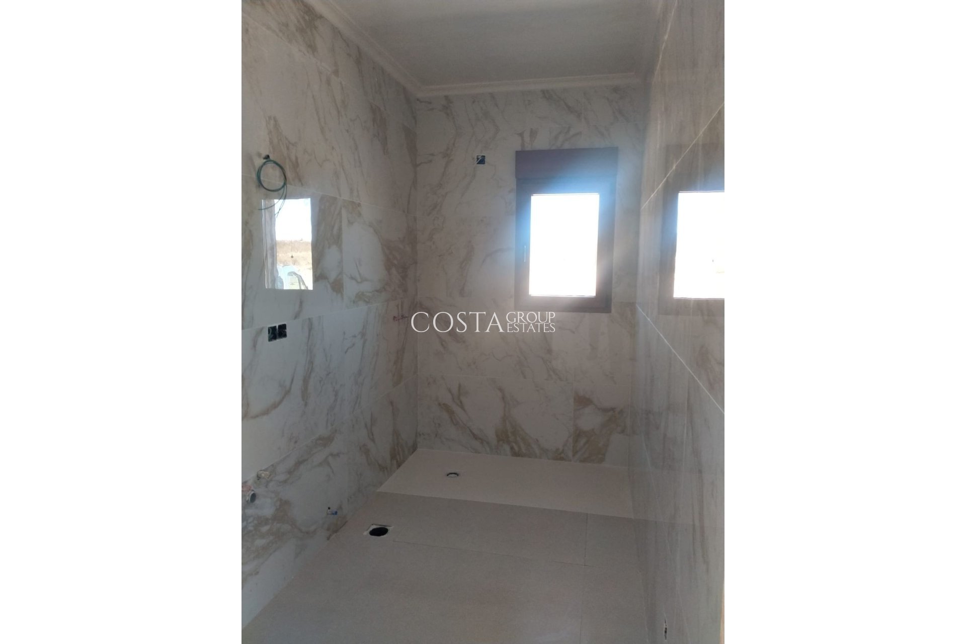 Herverkoop - Villa -
Pinoso - Pinoso Centro