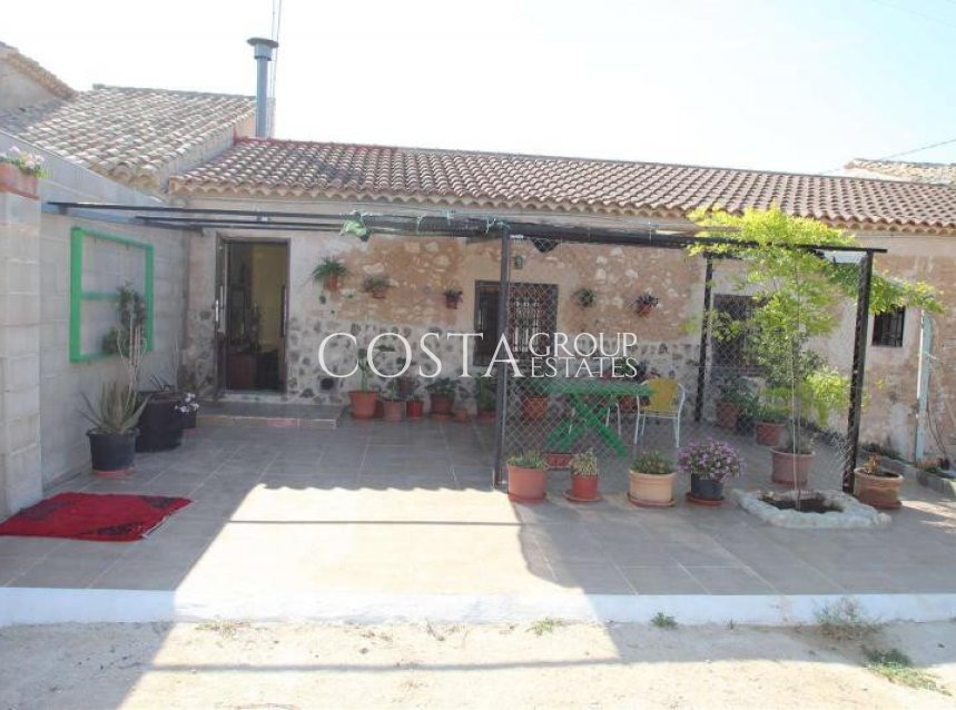 Herverkoop - Villa -
Pinoso - Pinoso Centro