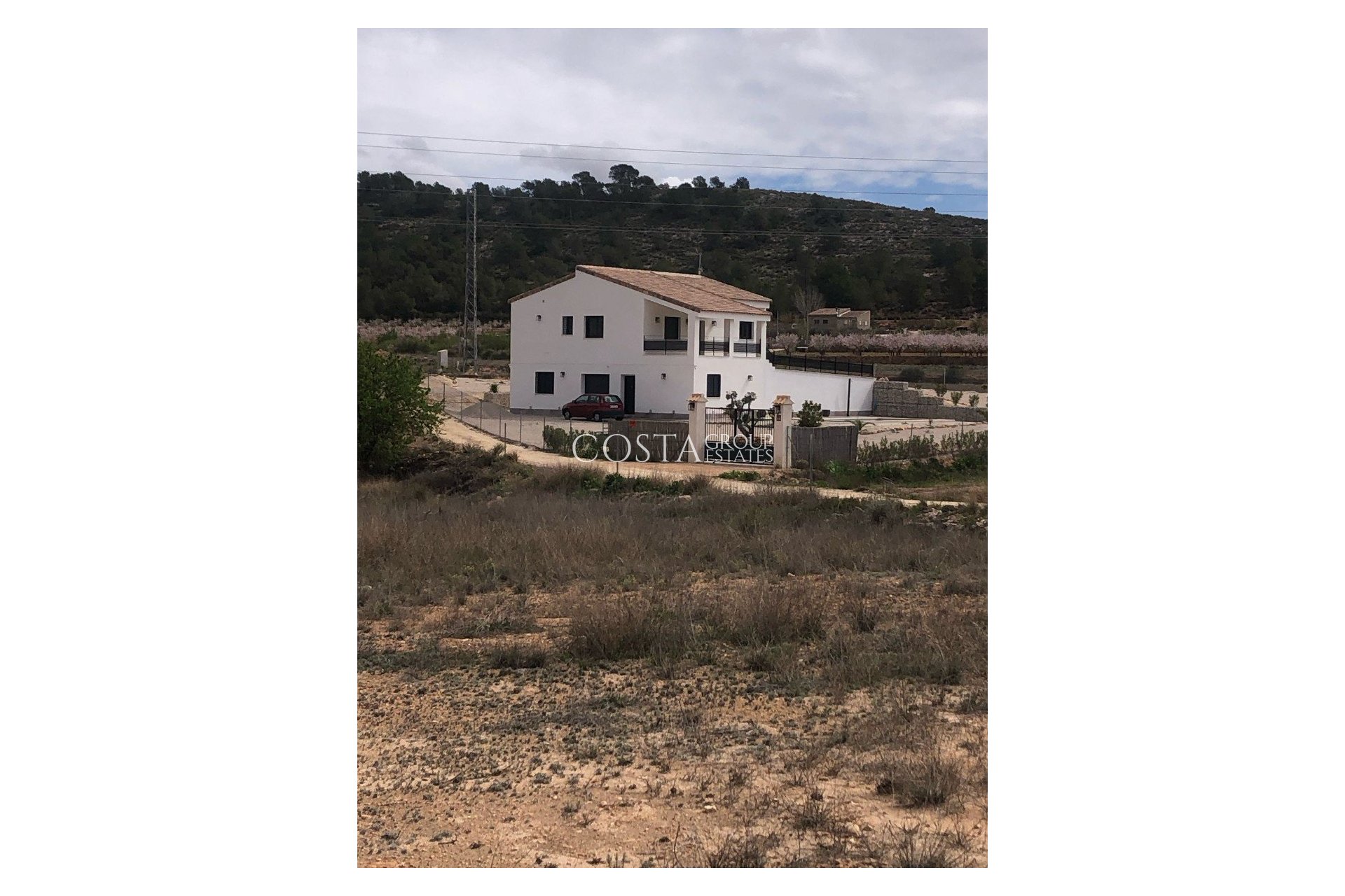 Herverkoop - Villa -
Pinoso - Pinoso Centro