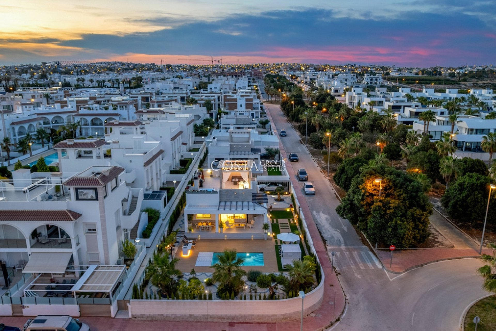 Herverkoop - Villa -
Rojales - Ciudad Quesada