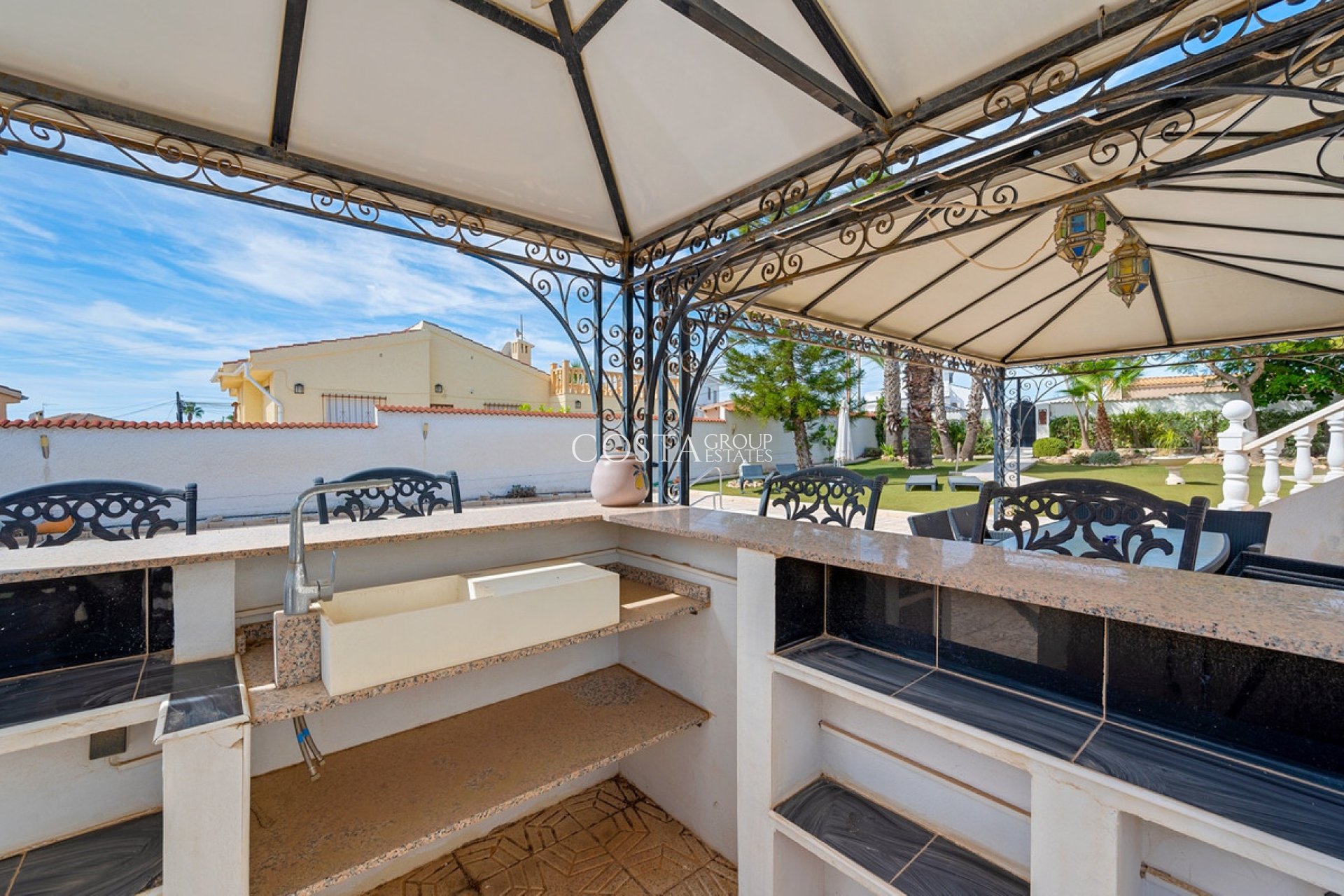 Herverkoop - Villa -
Rojales - Ciudad Quesada