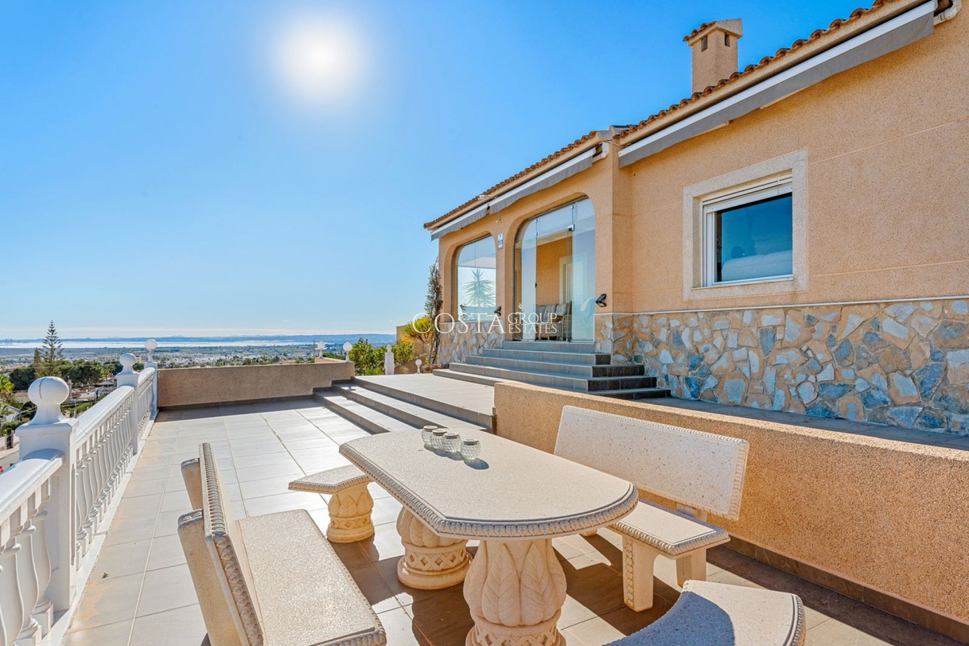 Herverkoop - Villa -
Rojales - Ciudad Quesada