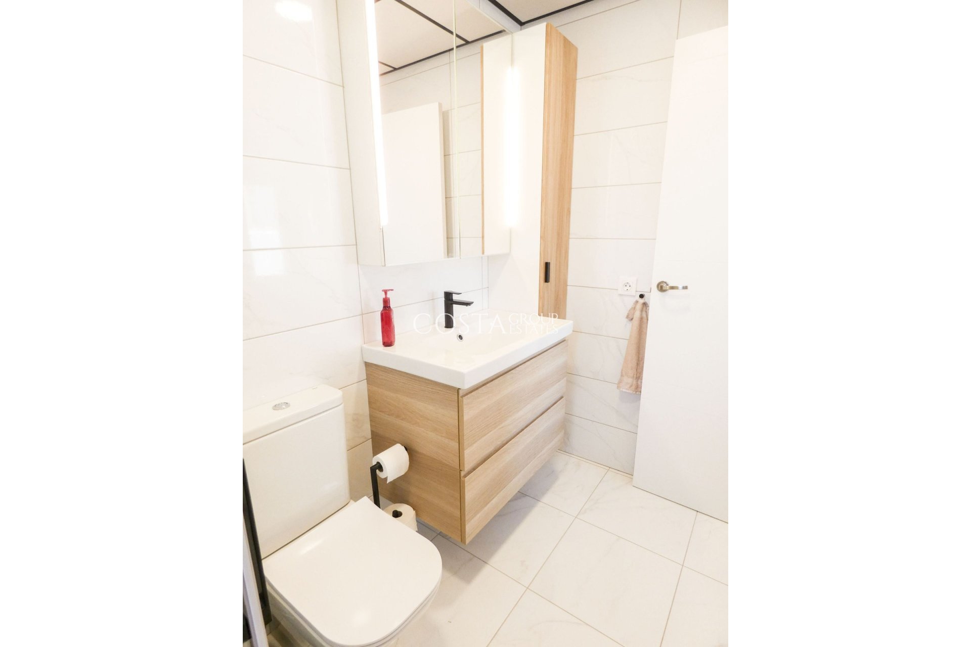 Herverkoop - Villa -
Rojales - Ciudad Quesada