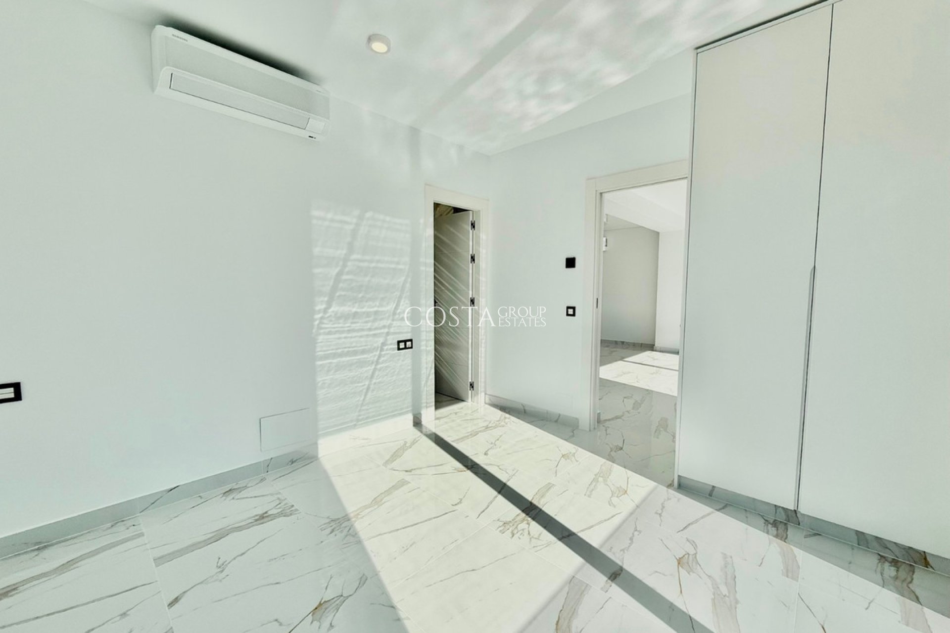 Herverkoop - Villa -
Rojales - Ciudad Quesada