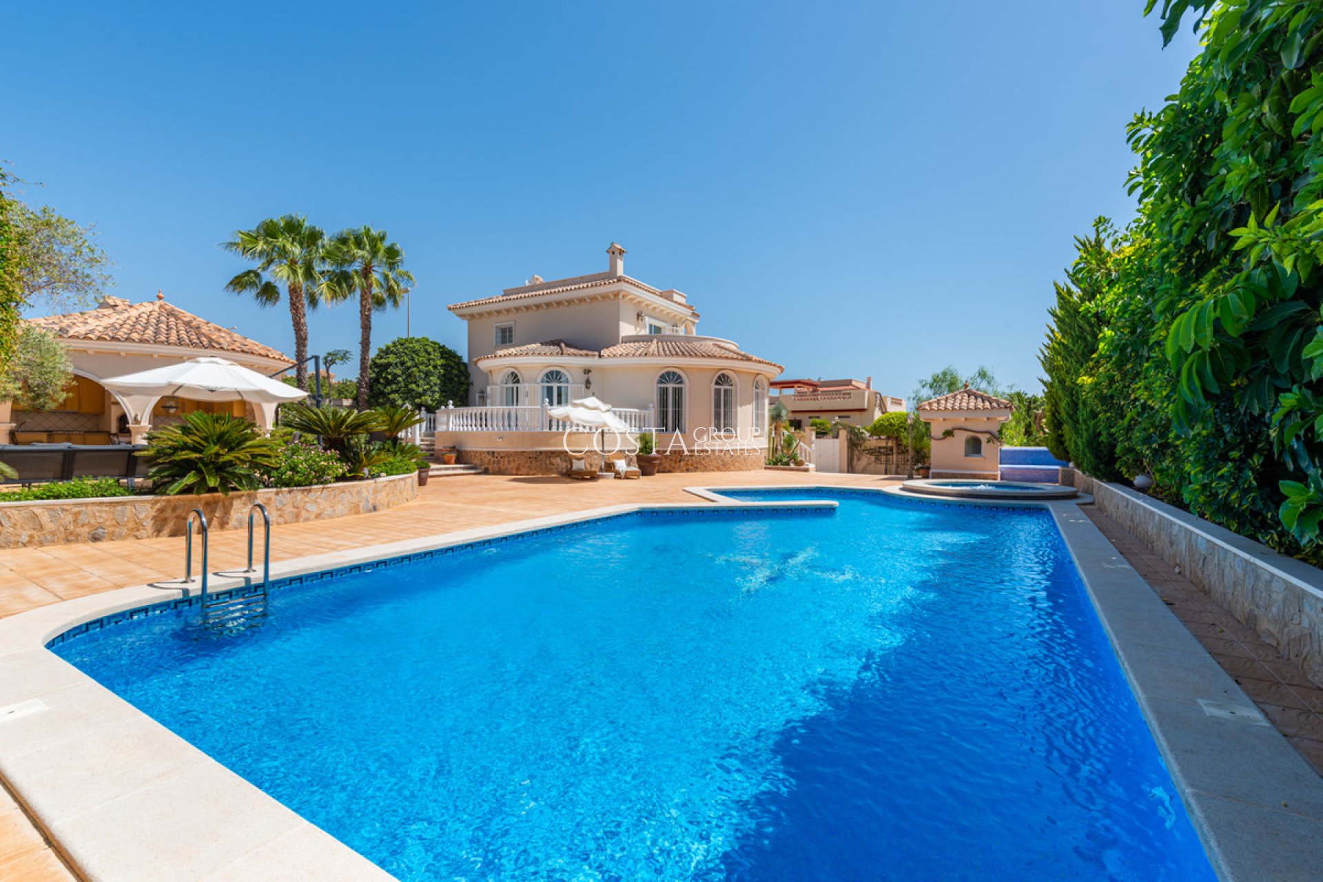 Herverkoop - Villa -
Rojales - Ciudad Quesada