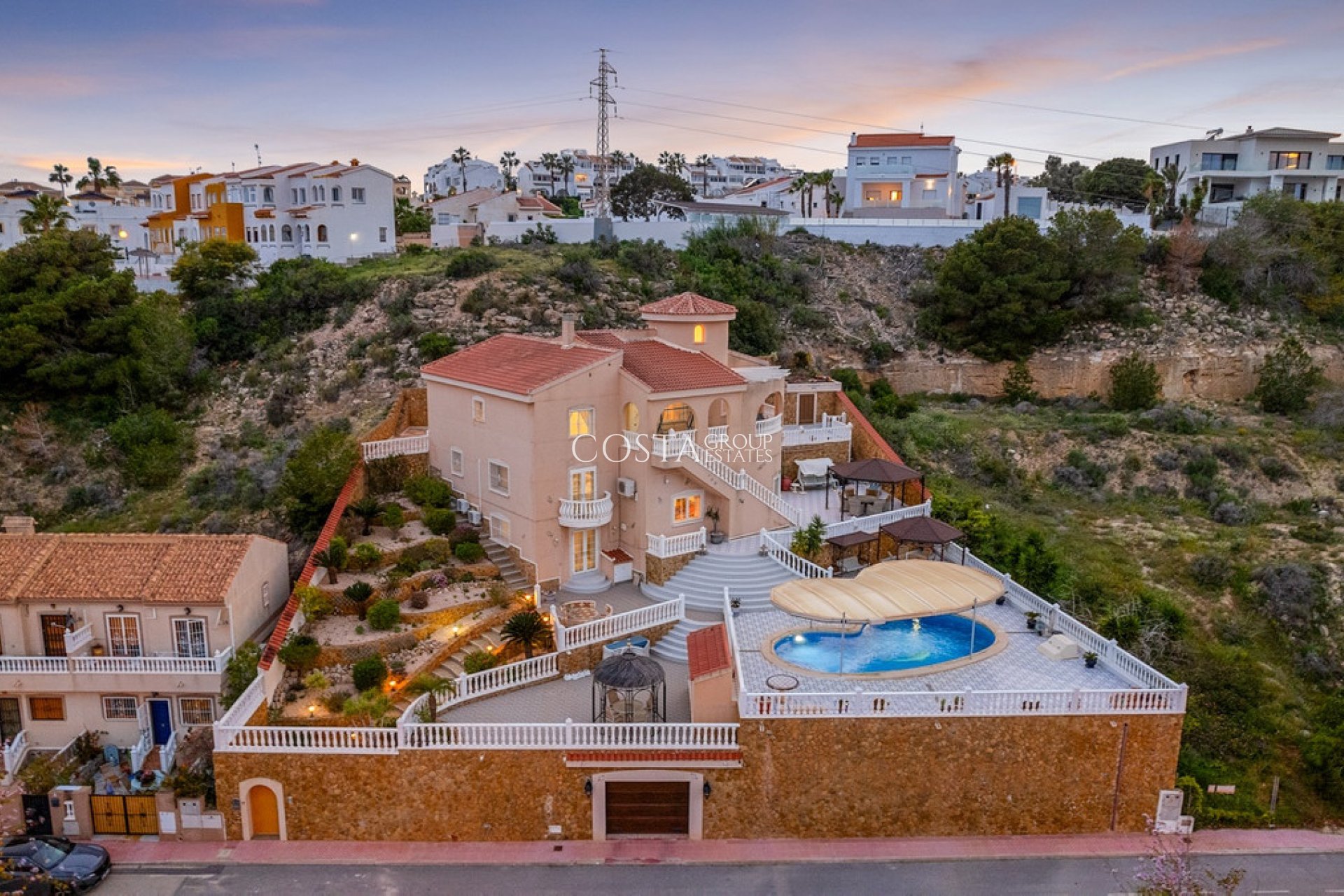 Herverkoop - Villa -
Rojales - Ciudad Quesada