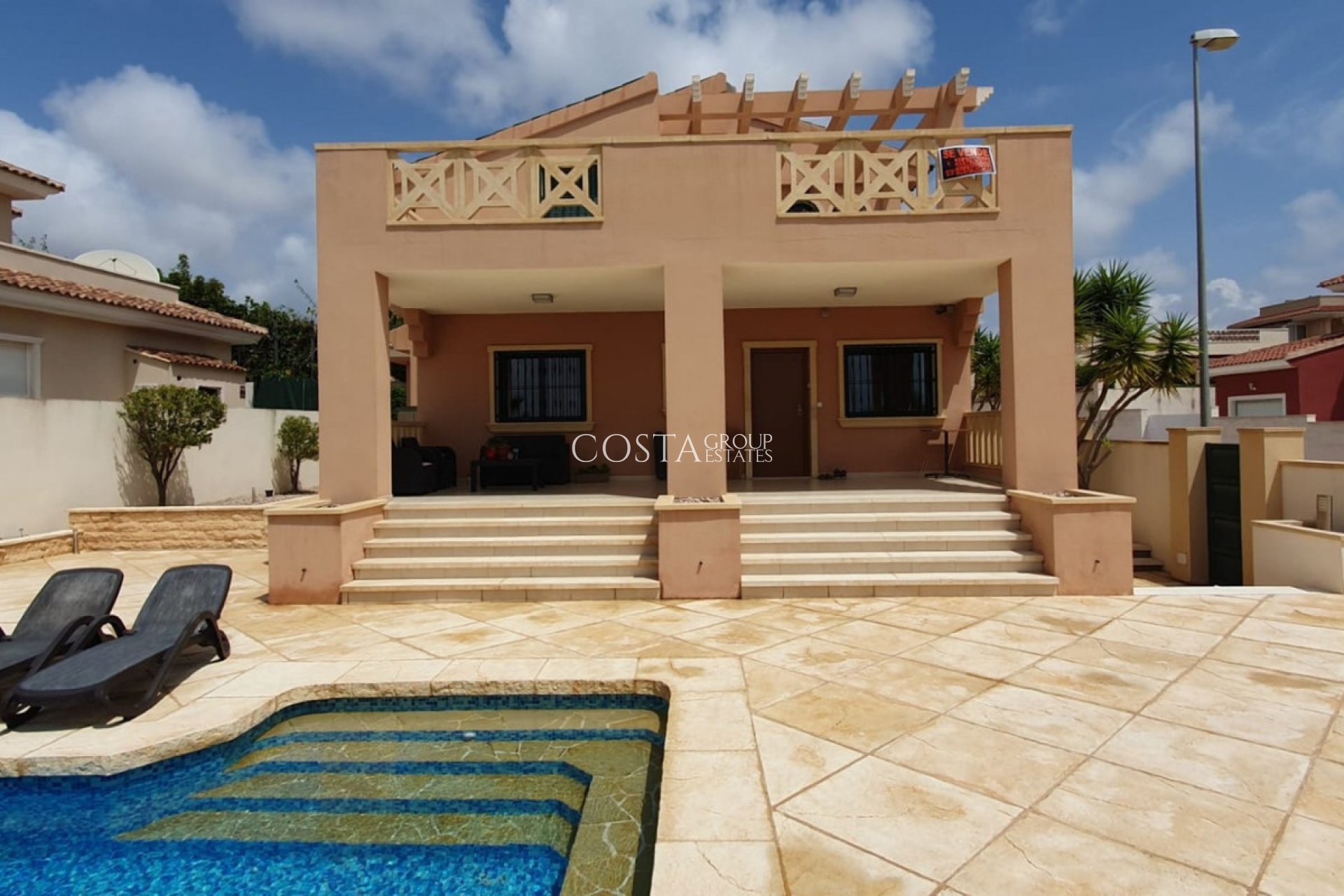 Herverkoop - Villa -
Rojales - Ciudad Quesada