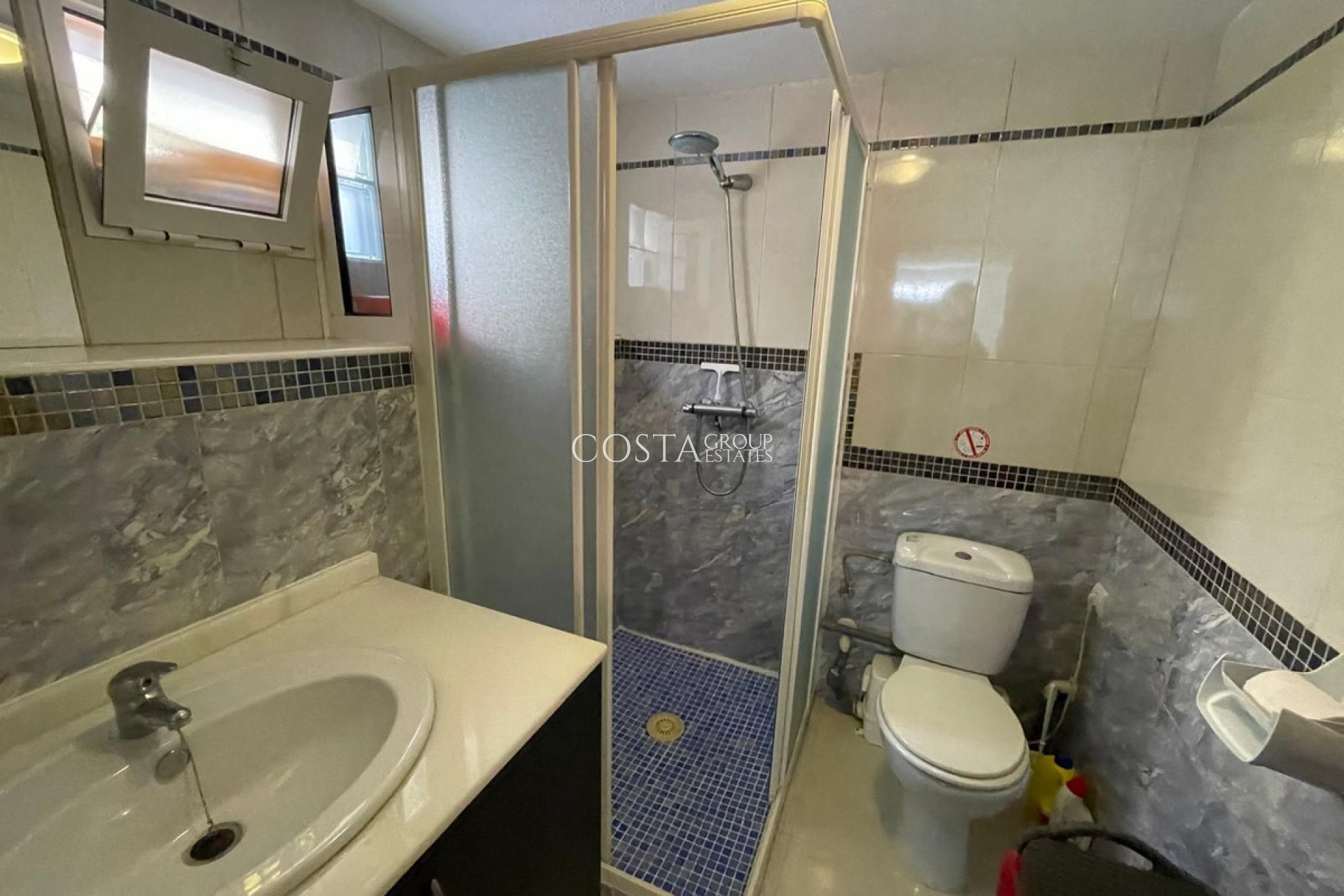 Herverkoop - Villa -
Rojales - Quesada