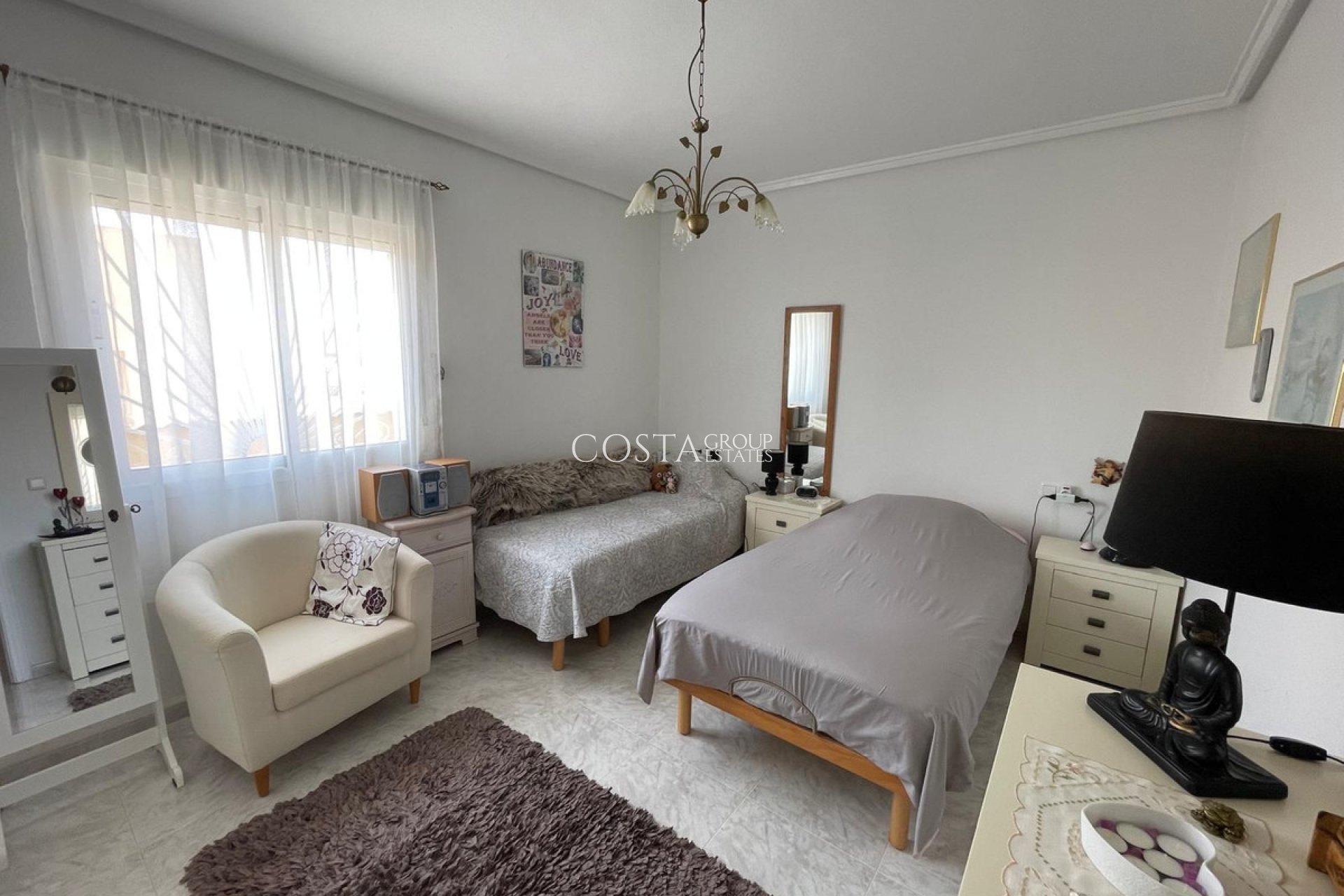 Herverkoop - Villa -
Rojales - Quesada