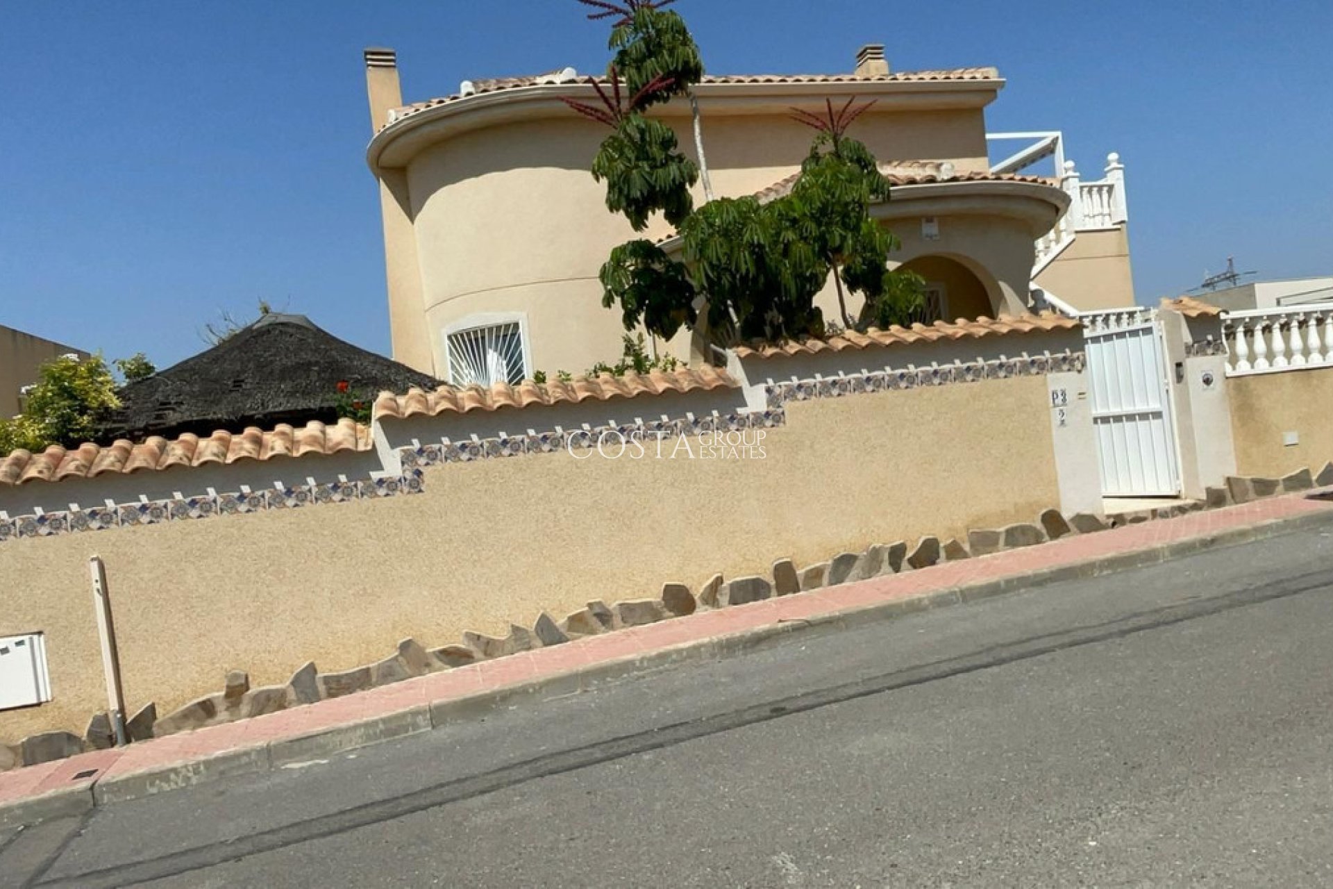Herverkoop - Villa -
Rojales - Quesada