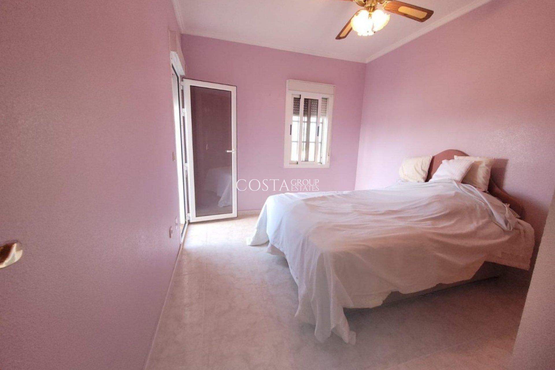 Herverkoop - Villa -
Rojales - Quesada