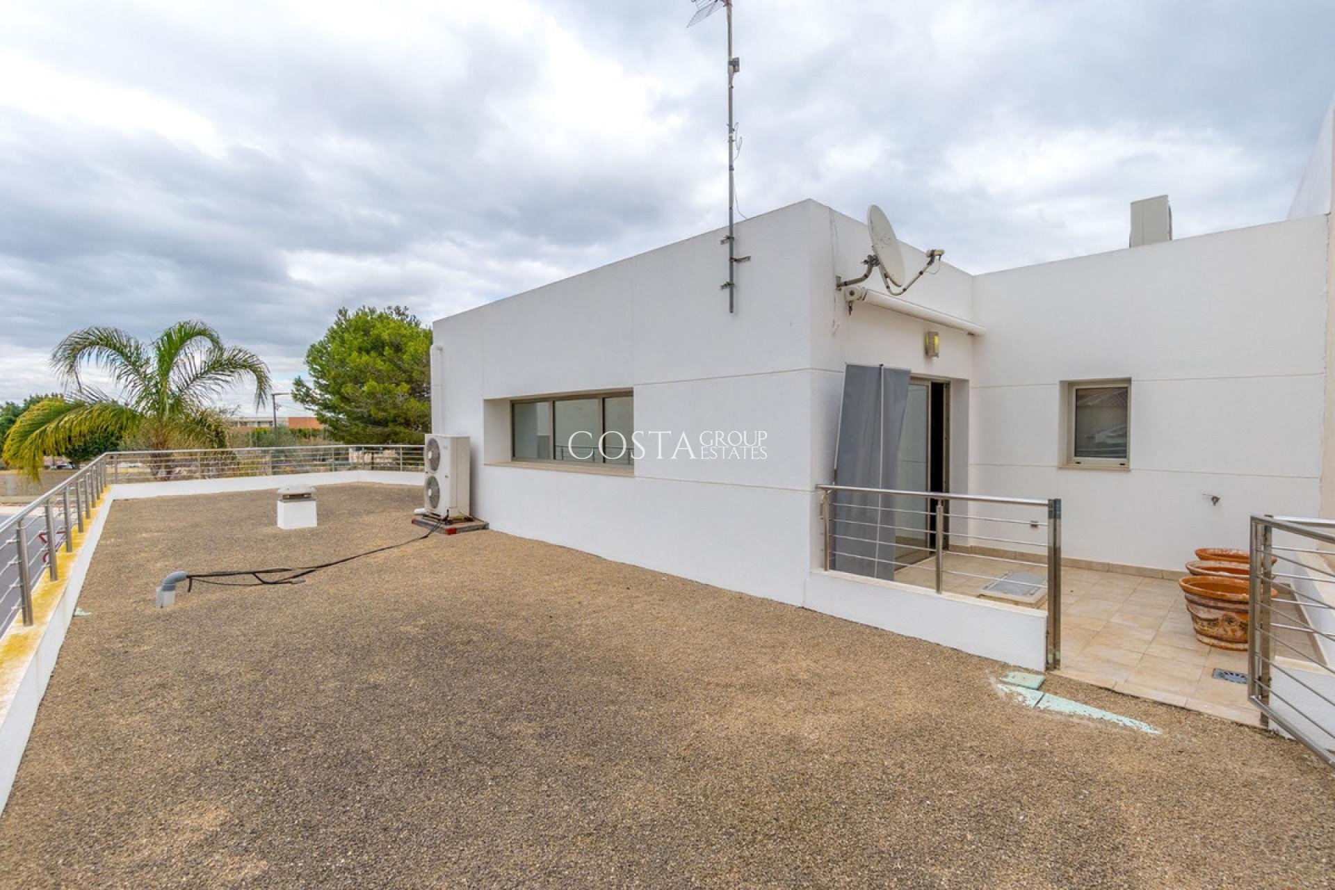 Herverkoop - Villa -
Rojales - Rojales Centro
