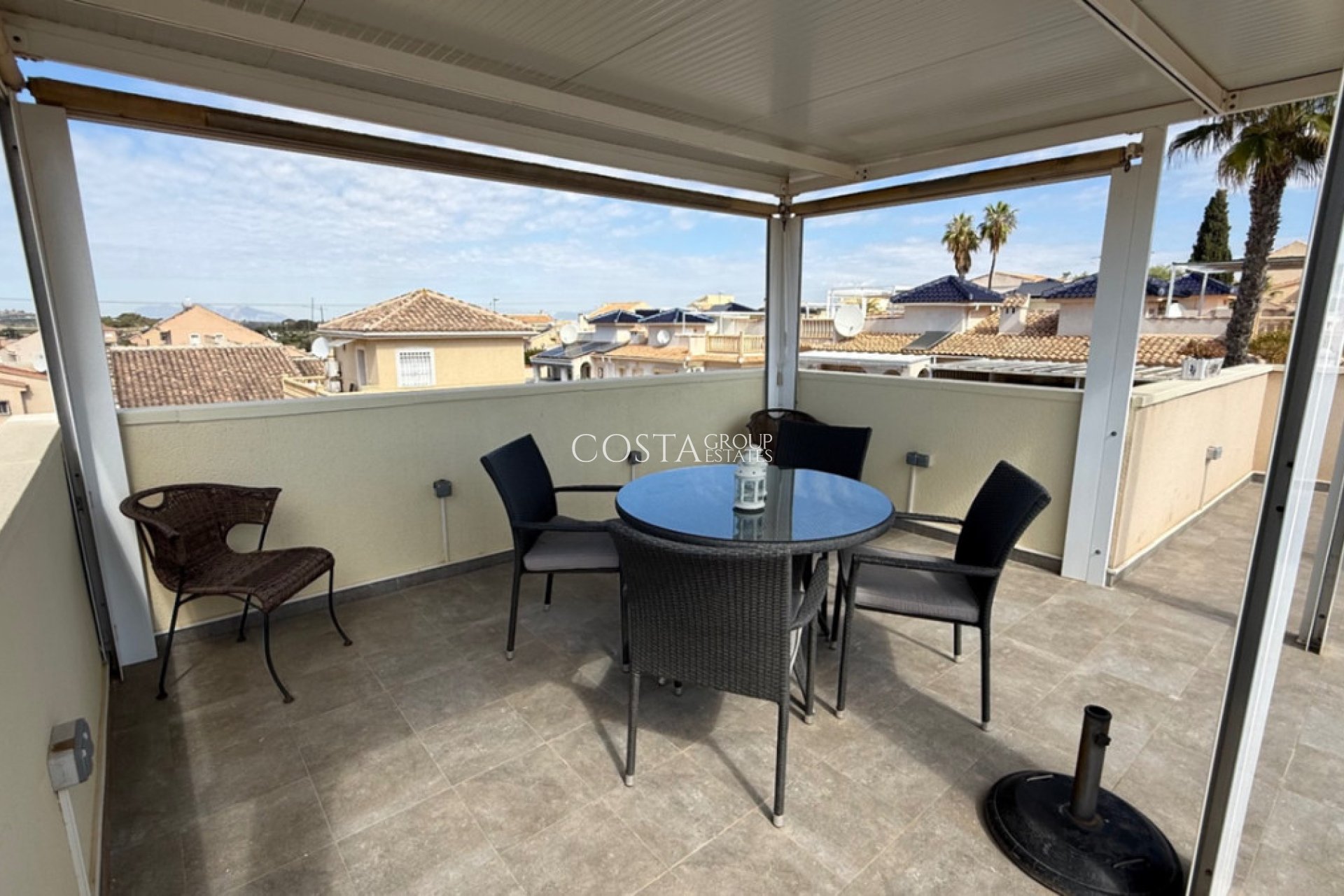 Herverkoop - Villa -
Rojales - Rojales Centro