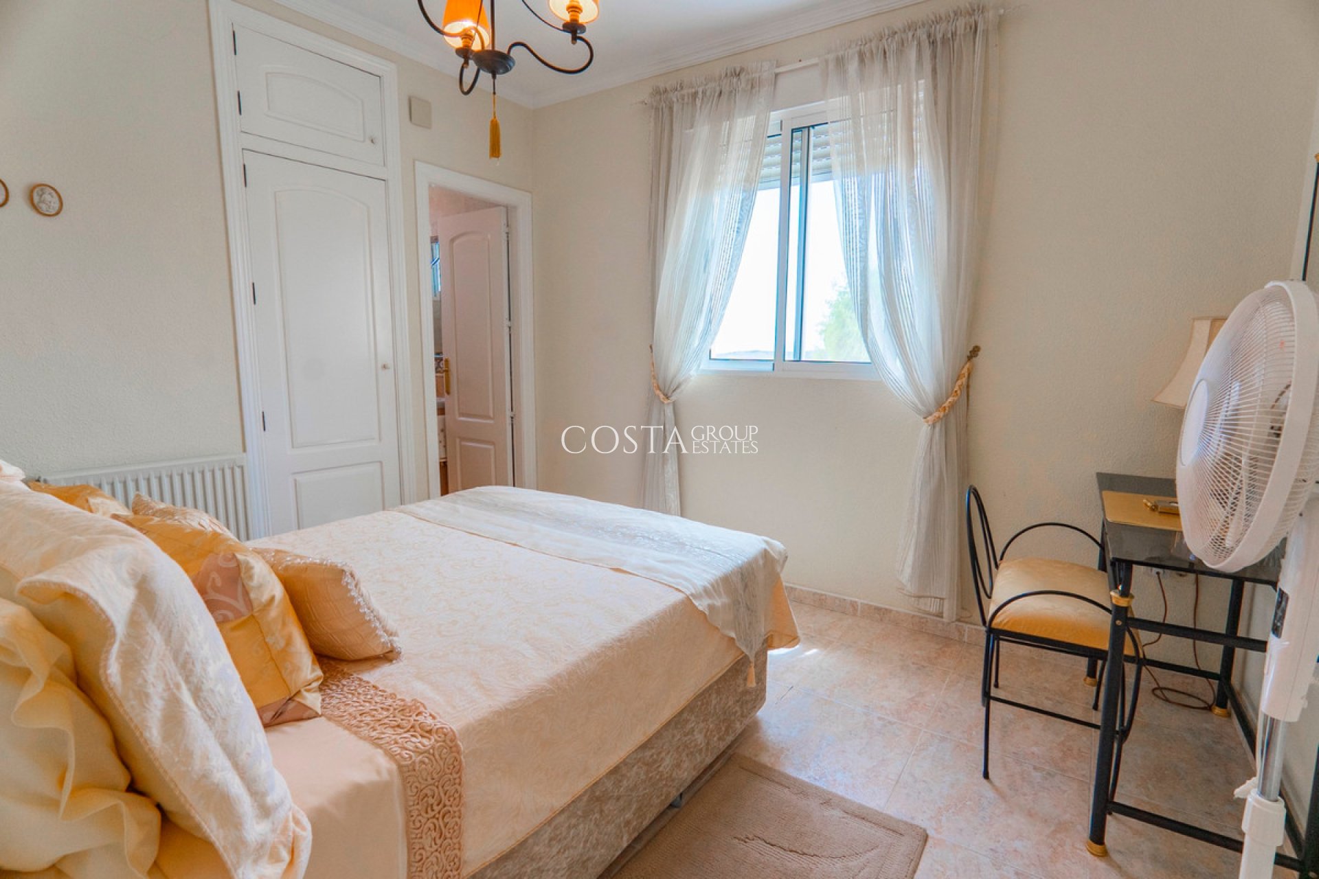 Herverkoop - Villa -
Rojales - Rojales Centro