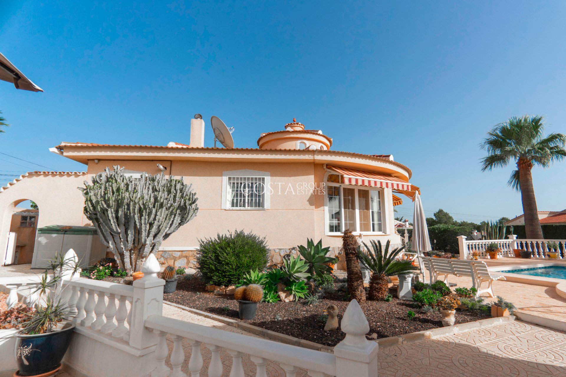 Herverkoop - Villa -
Rojales - Rojales Centro