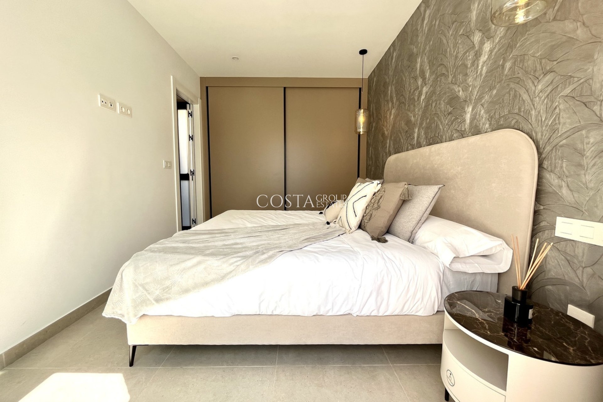 Herverkoop - Villa -
Rojales - Rojales Centro