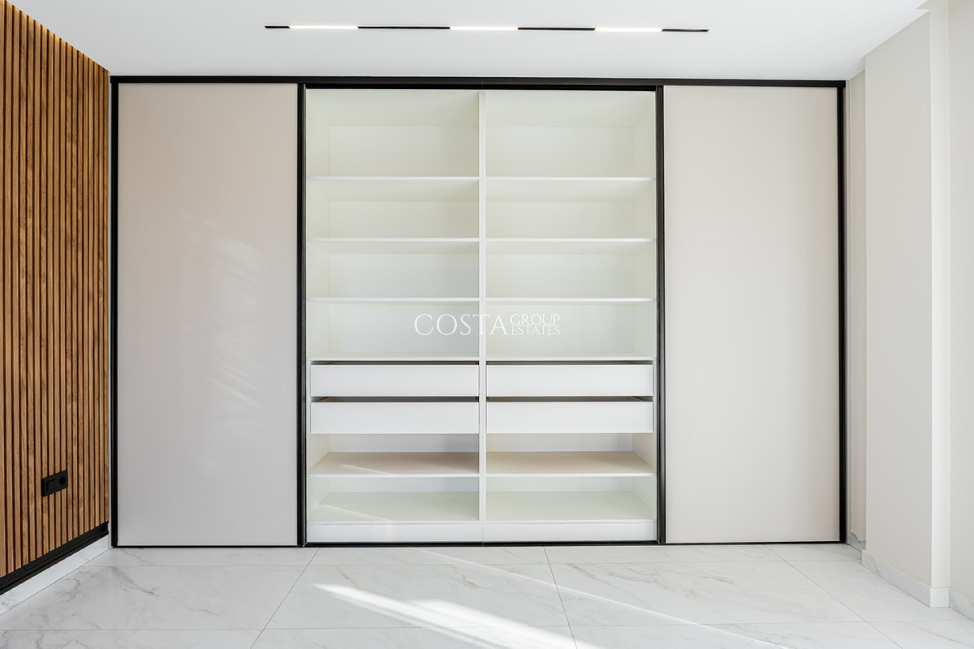 Herverkoop - Villa -
Rojales - Rojales Centro