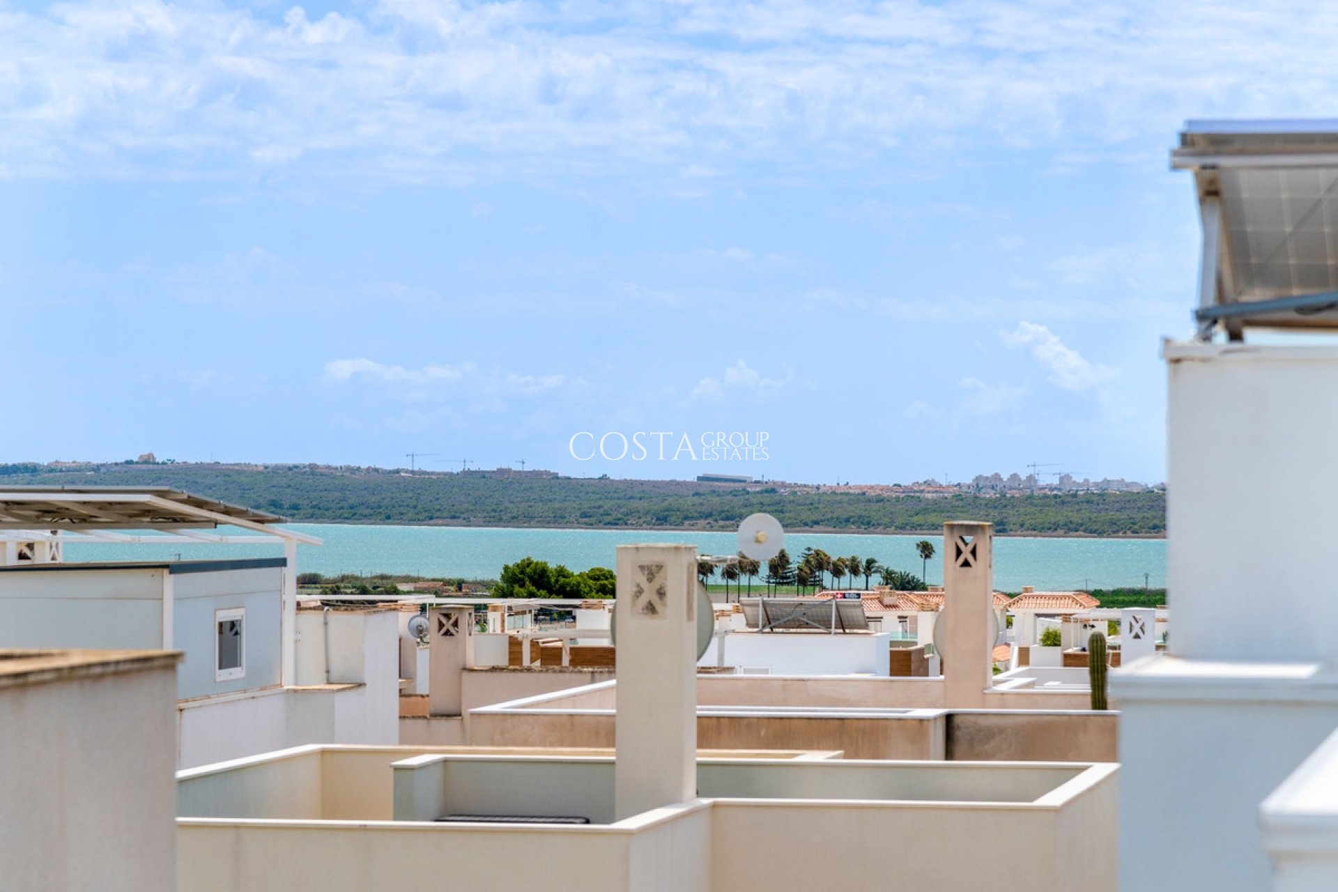 Herverkoop - Villa -
Rojales - Rojales Centro