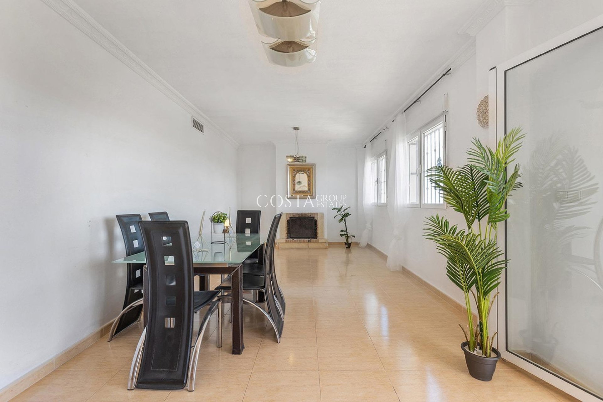 Herverkoop - Villa -
Rojales - Rojales Centro