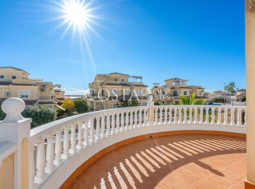 Herverkoop - Villa -
Rojales - Rojales Centro