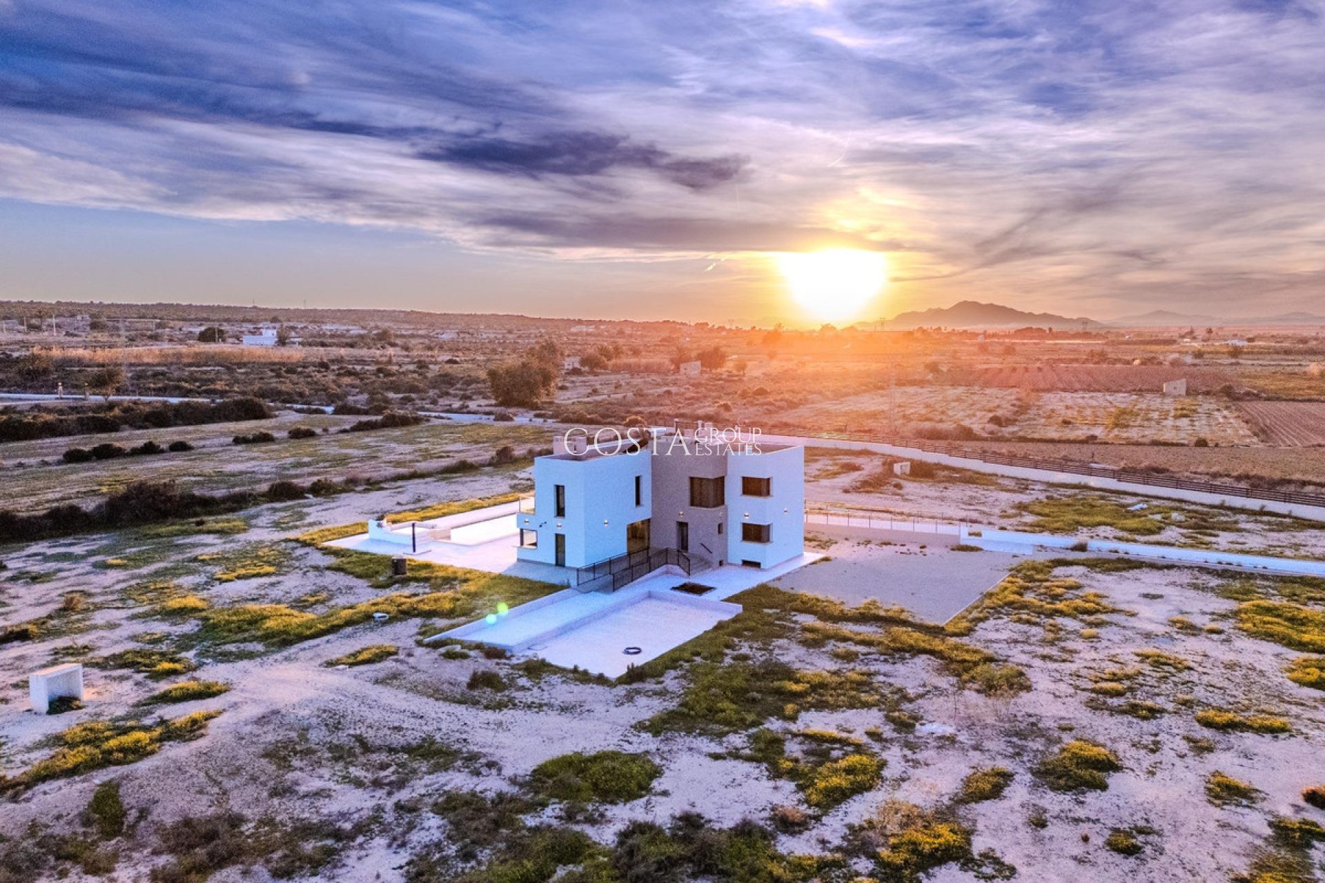 Herverkoop - Villa -
San Fulgencio - La Marina