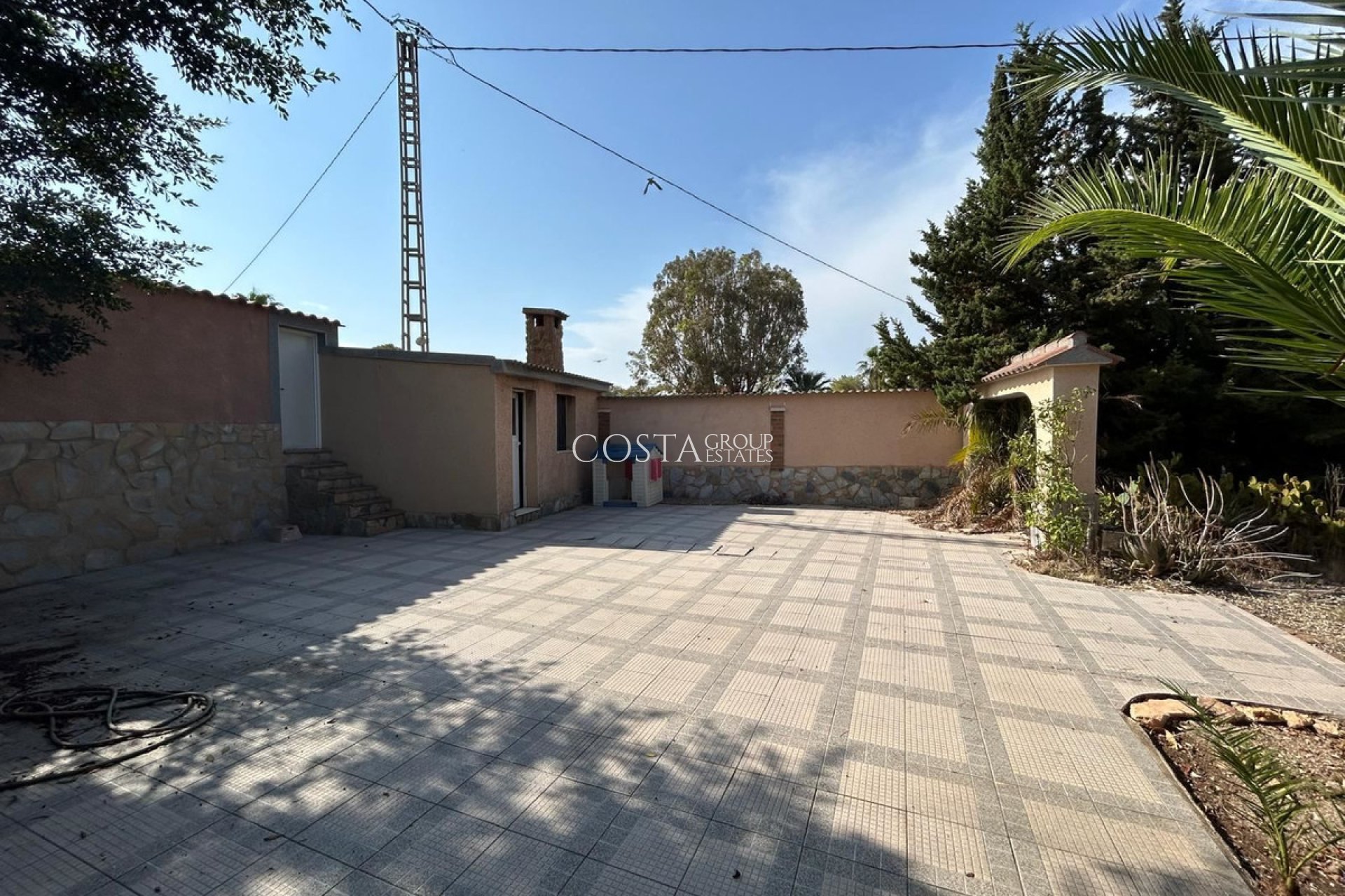 Herverkoop - Villa -
San Fulgencio - La Marina