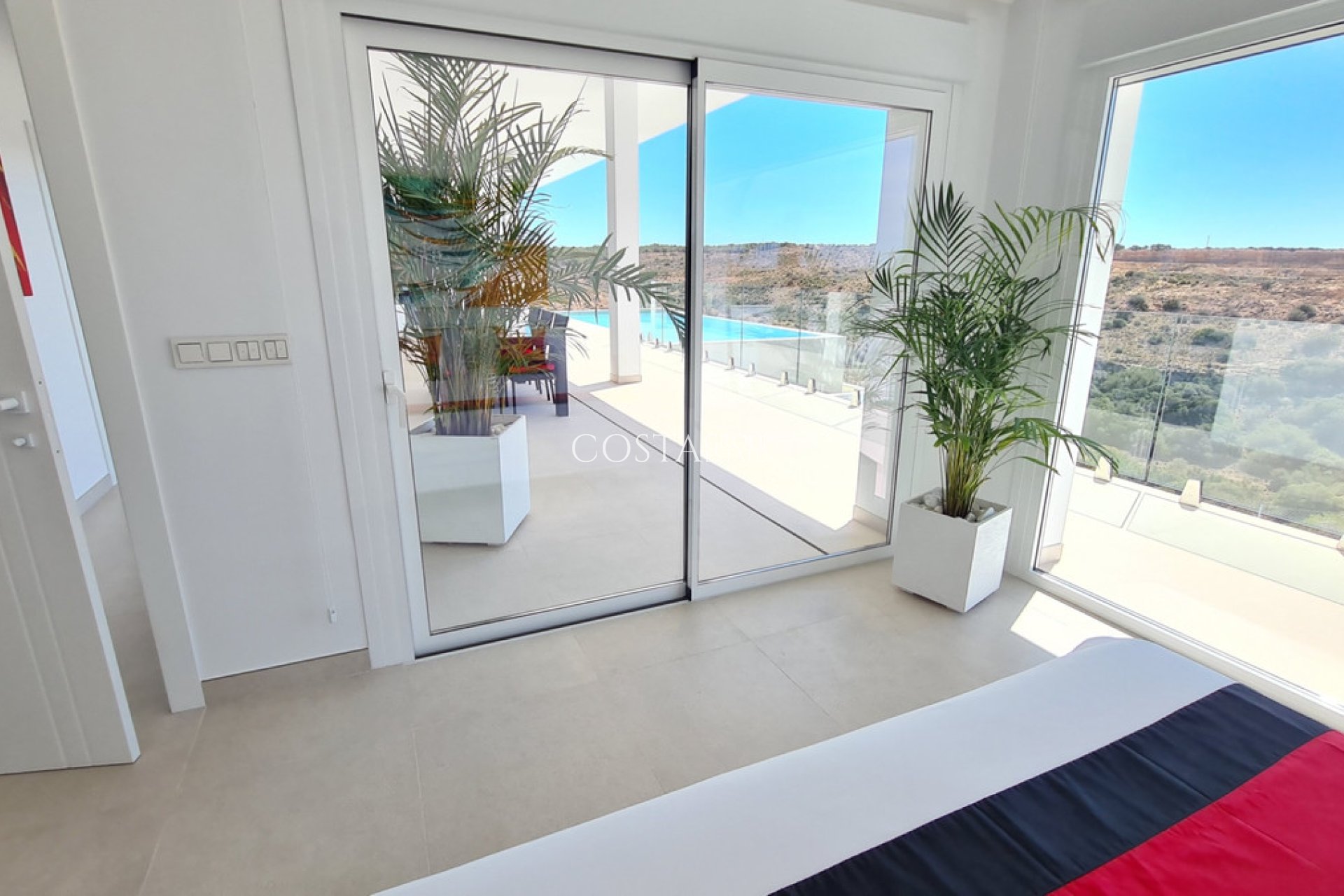 Herverkoop - Villa -
San Fulgencio - La Marina