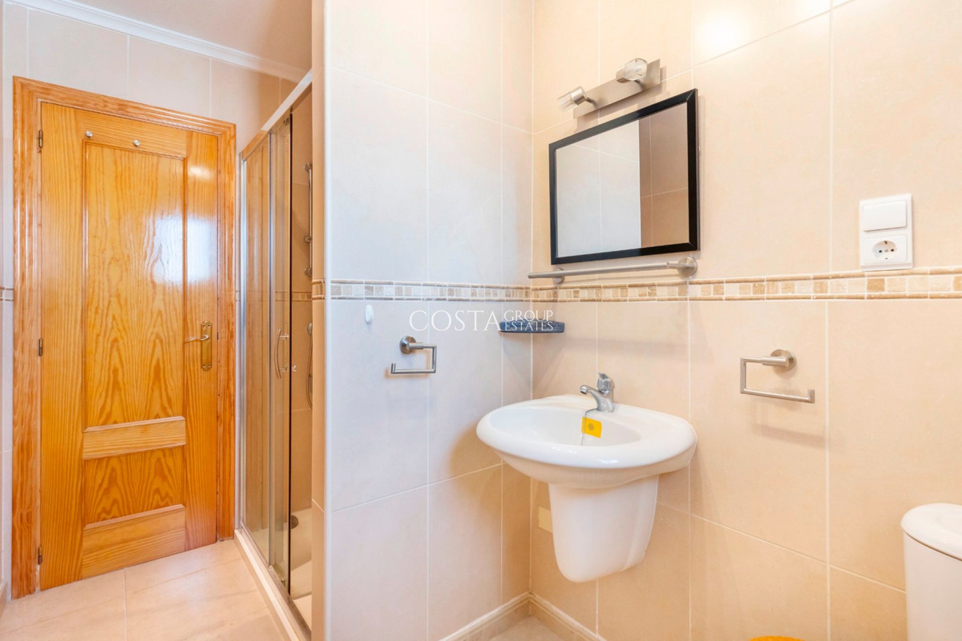 Herverkoop - Villa -
San Fulgencio - La Marina